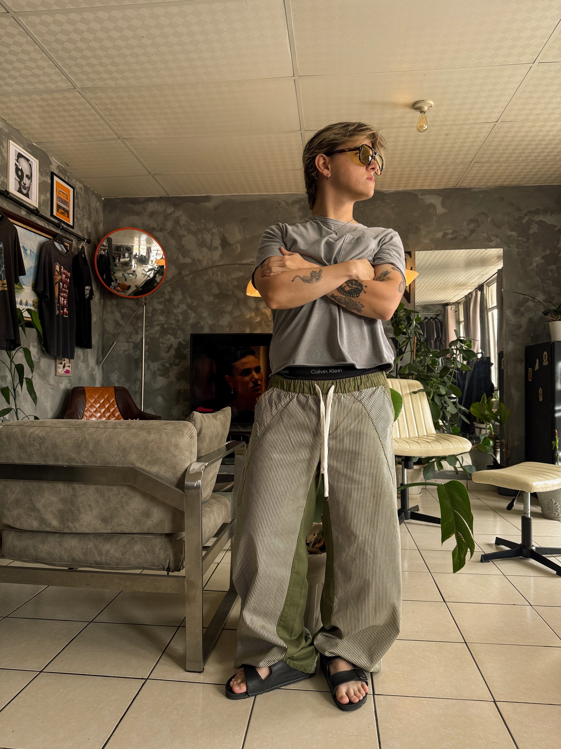 STRIPED WIDE LEG CHARMING CHARLIE PANTS - M