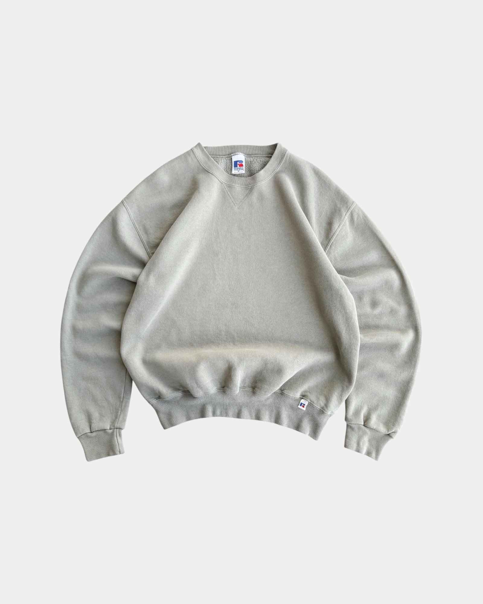 (M) 00’S VINTAGE RUSSELL CREWNECK