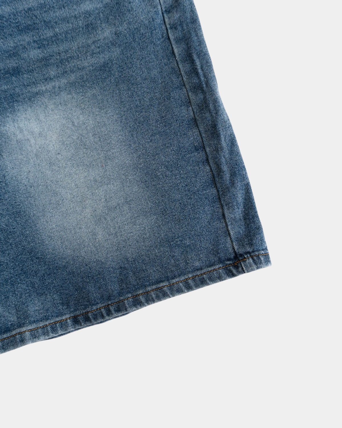 WASHED DENIM SHORT - 32