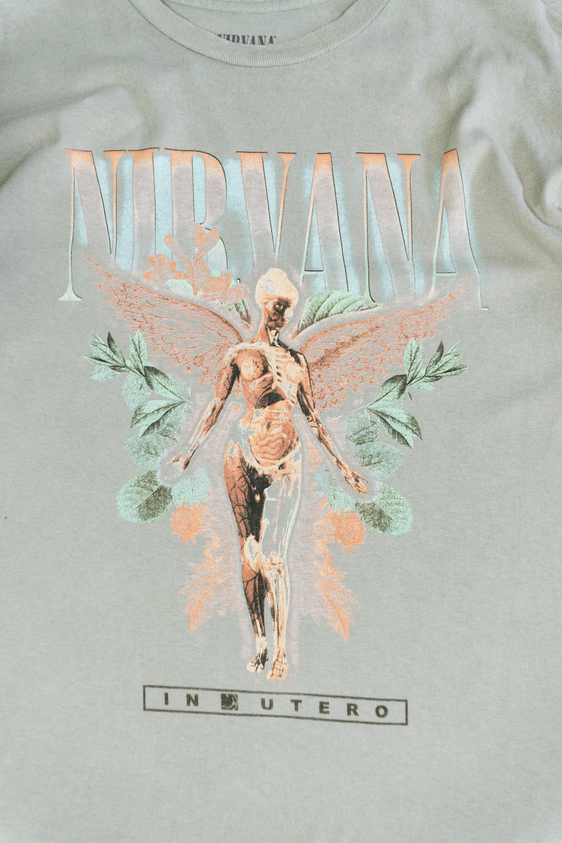 (L) NIRVANA IN UTERO BAND TEE
