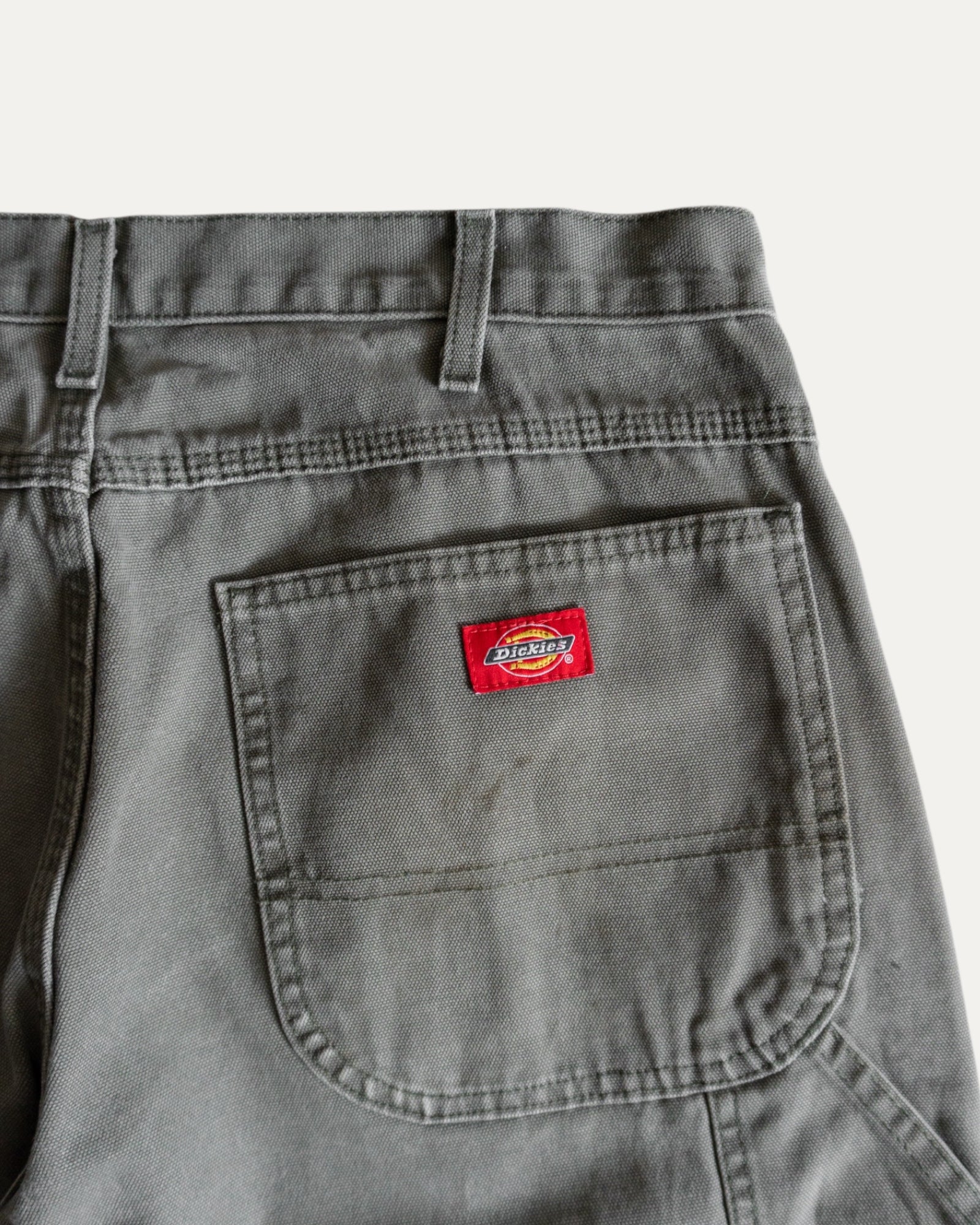 90’S VINTAGE DICKIES OLIVE GREEN CARPENTER PANTS - 34x30