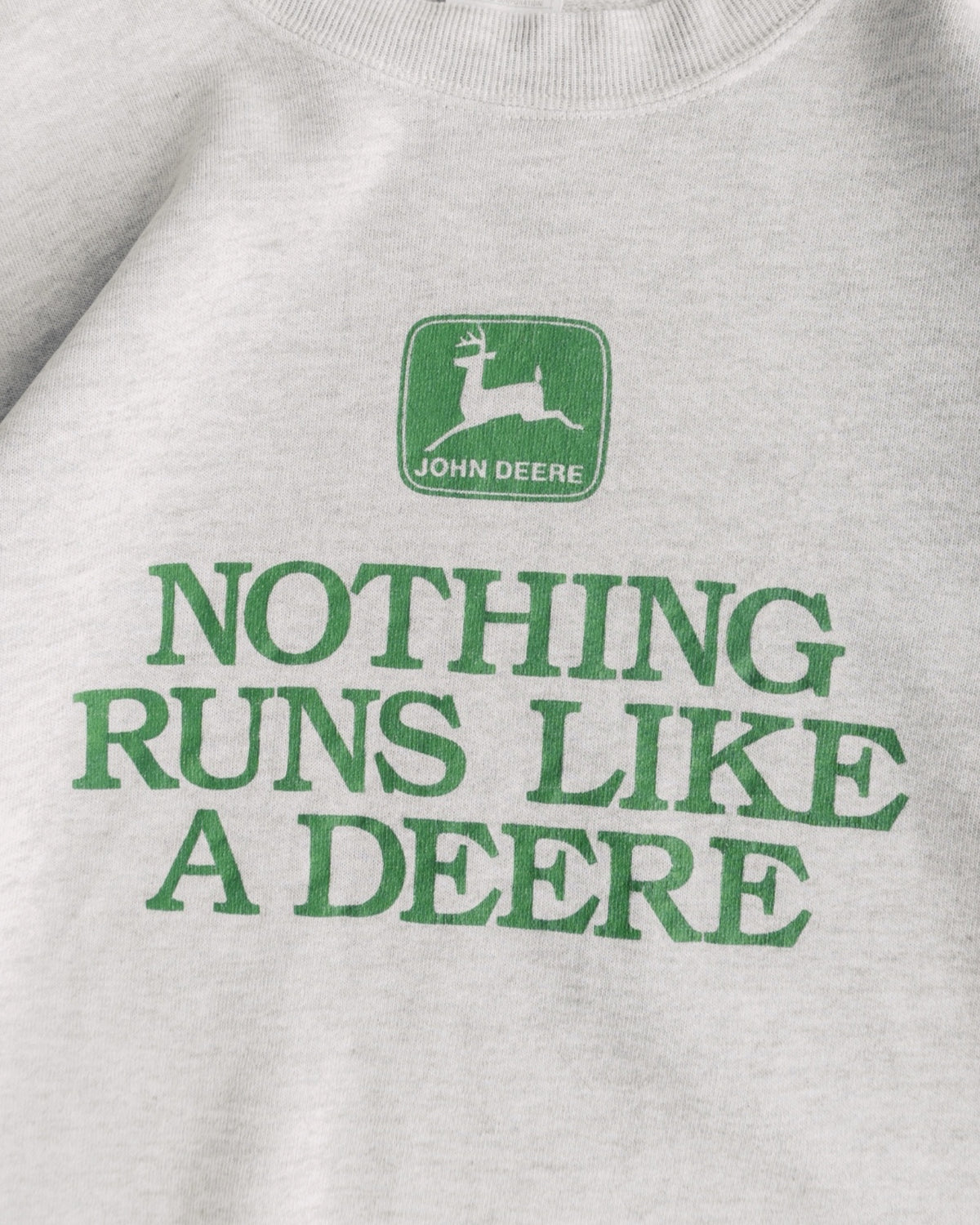 (BOXY L) 90’S VINTAGE “NOTHING RUNS LIKE A DEERE” CREWNECK