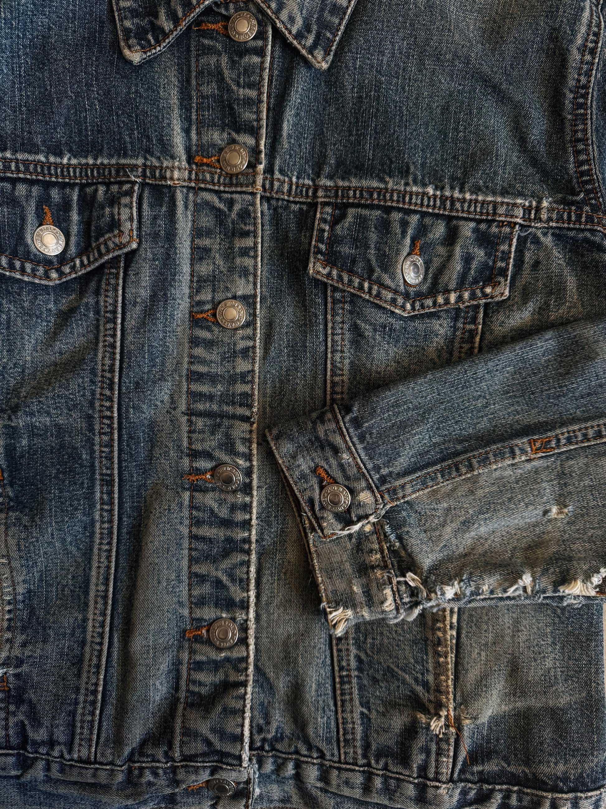 (S) 90’S VINTAGE OLD NAVY DENIM DISTRESSED JACKET