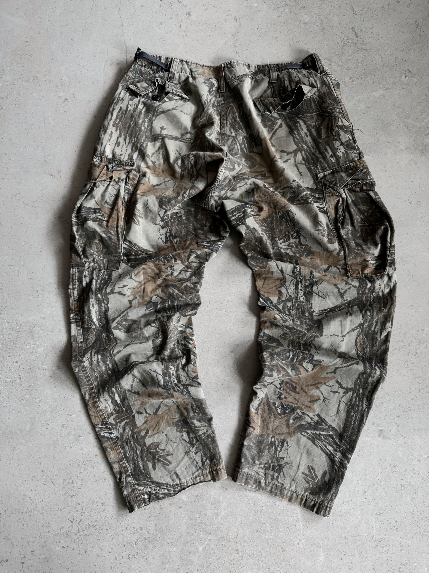 VINTAGE REALTREE CAMO PANTS (36x32)