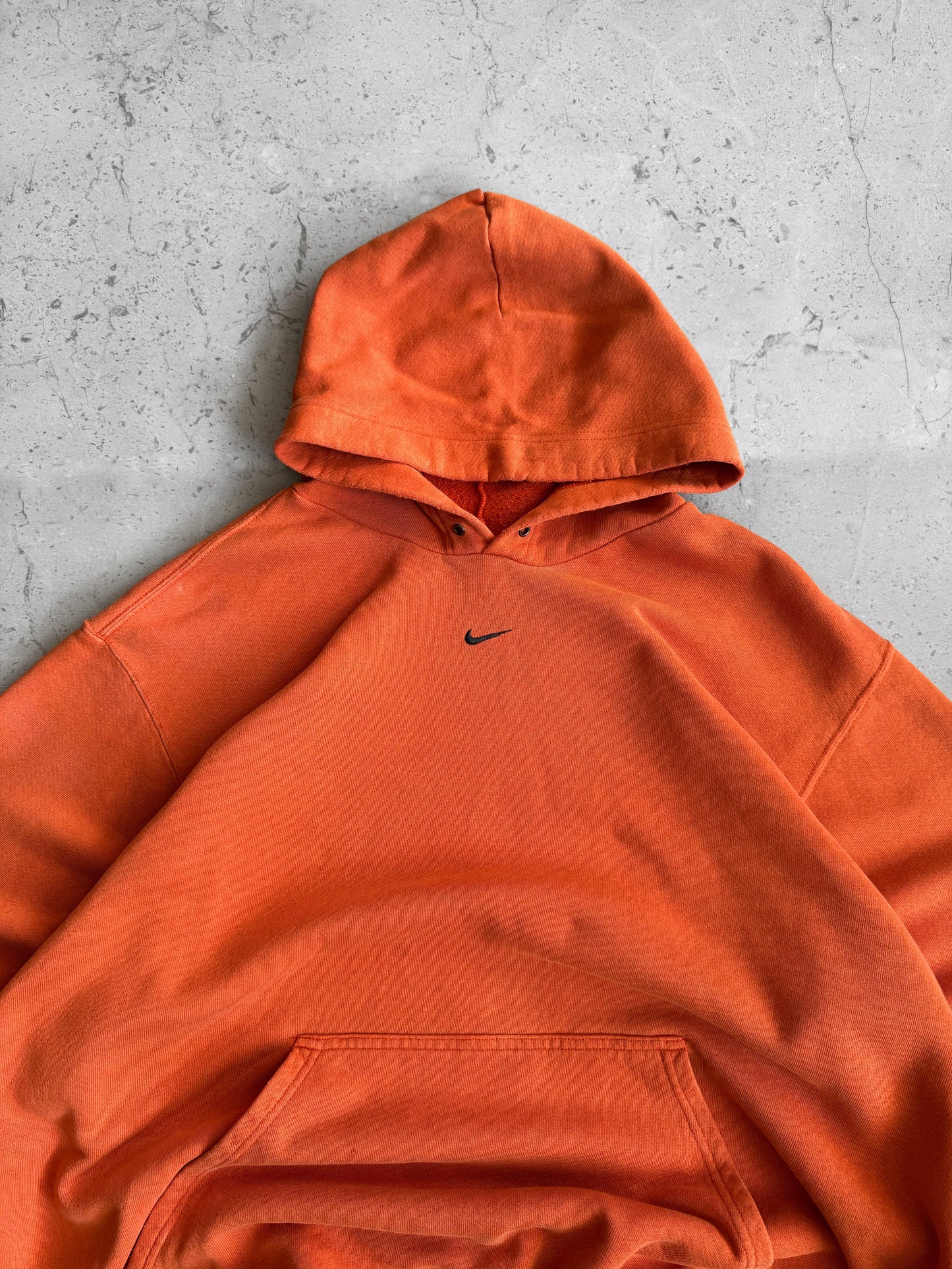 (BOXY L-XL) 00’S VINTAGE NIKE CENTER ORANGE HOODIE