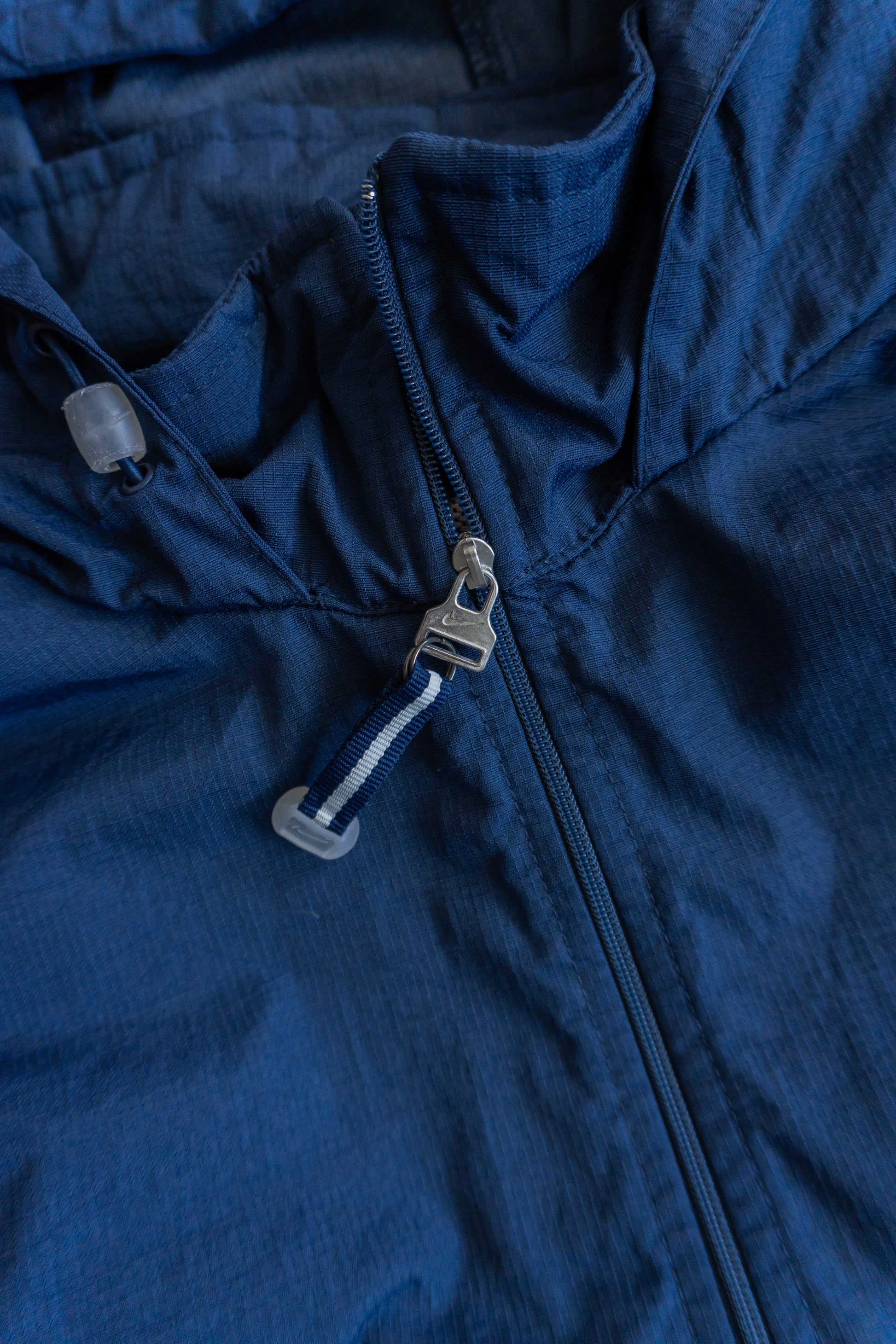 (L) 2000’S VINTAGE NIKE JACKET
