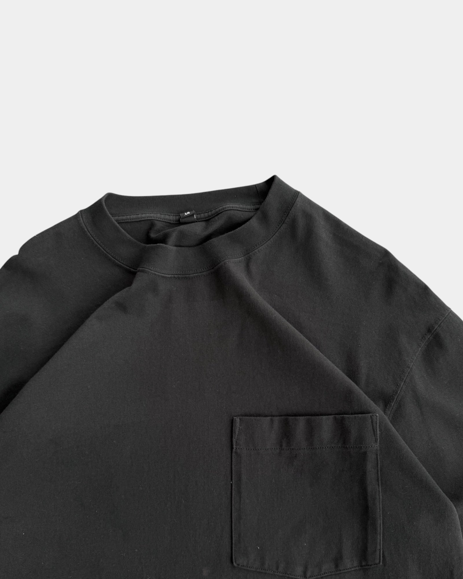 (L) UNIQLO BLACK LONG SLEEVE