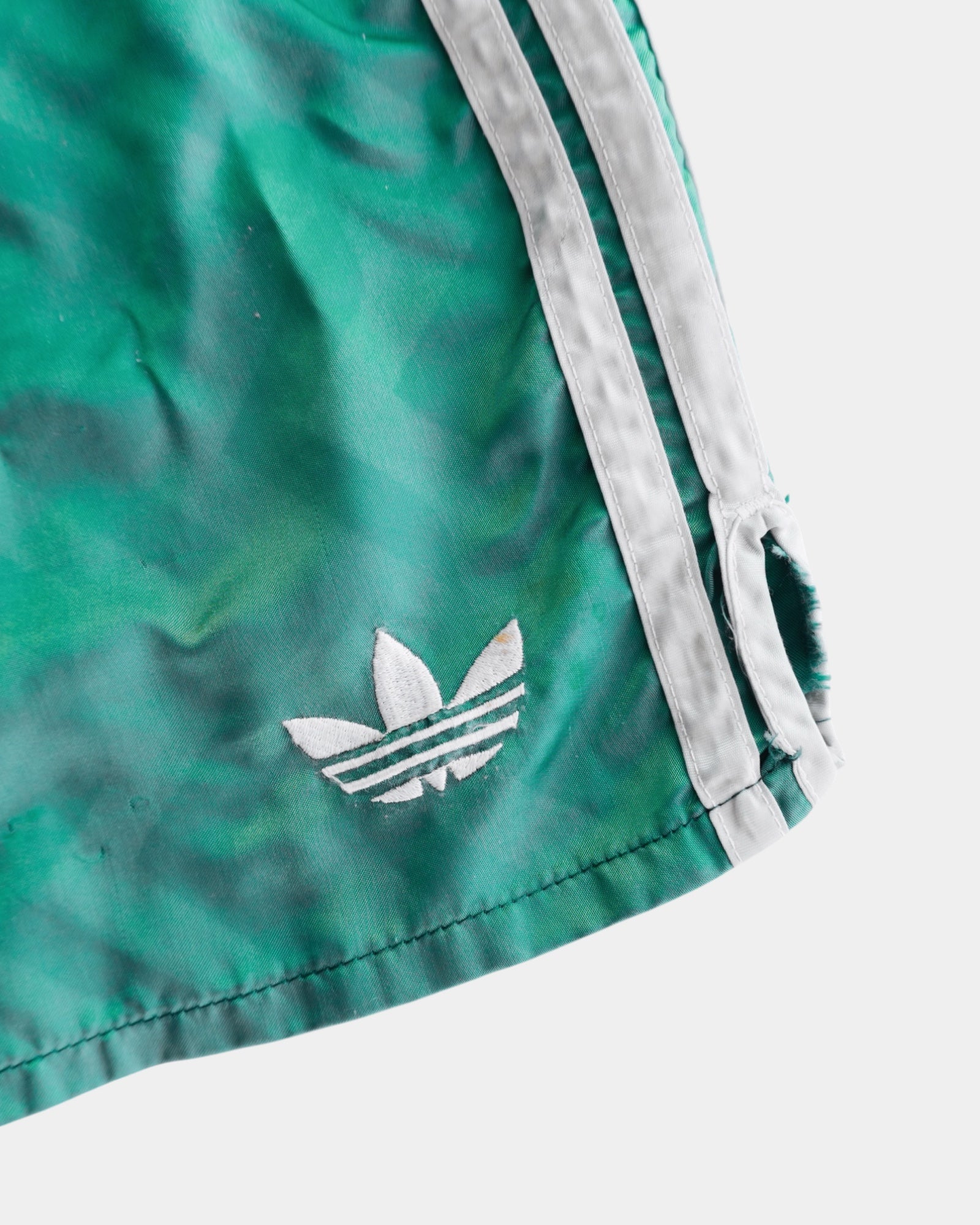 VINTAGE ADIDAS SHORT