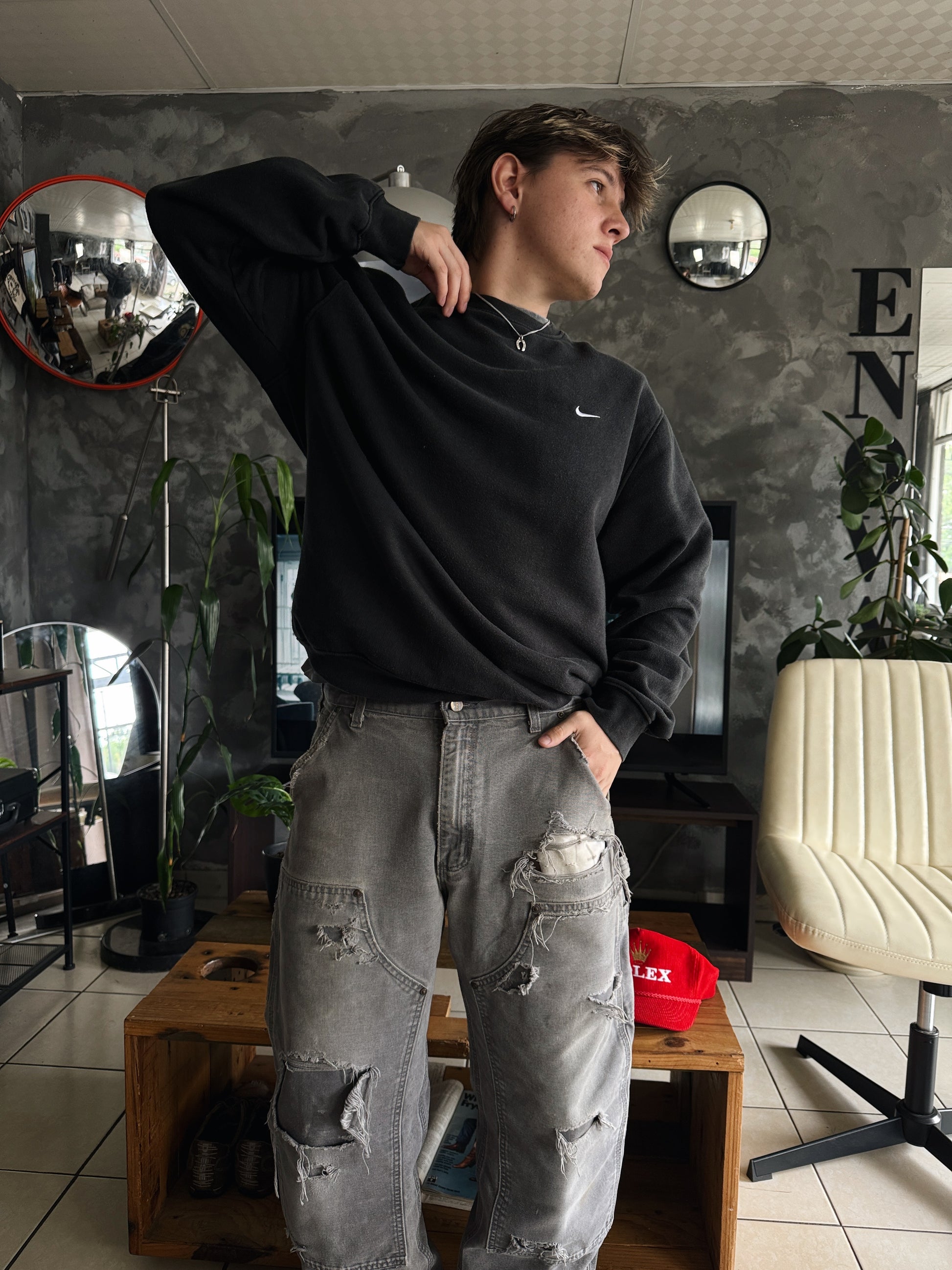 (L) 00’S VINTAGE NIKE BLANK CREWNECK