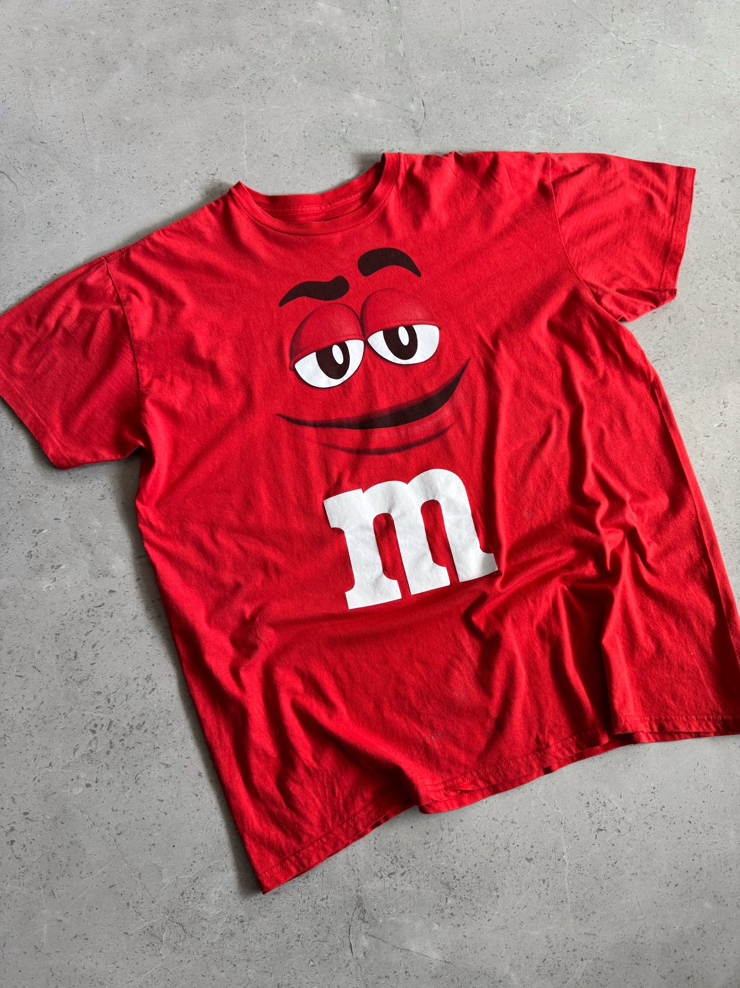 (M) M&M’S TEE