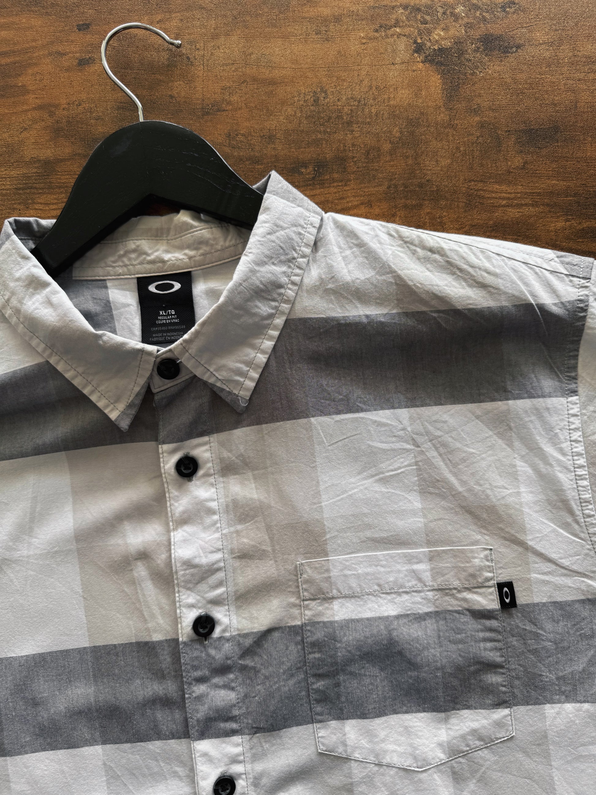 (L) OAKLEY SURF SHIRT