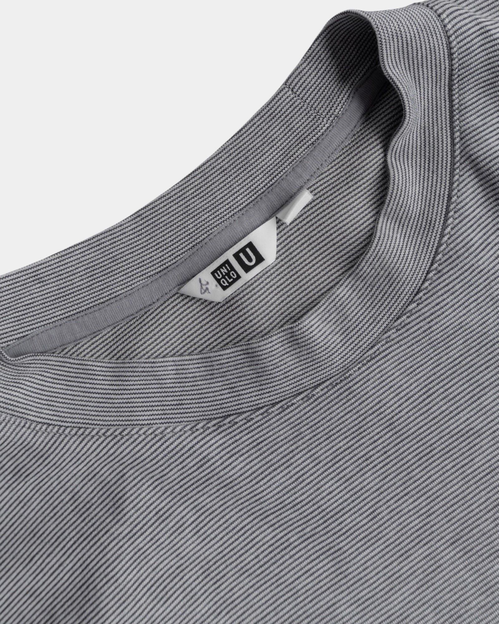 (M) UNIQLO STRIPES TEE