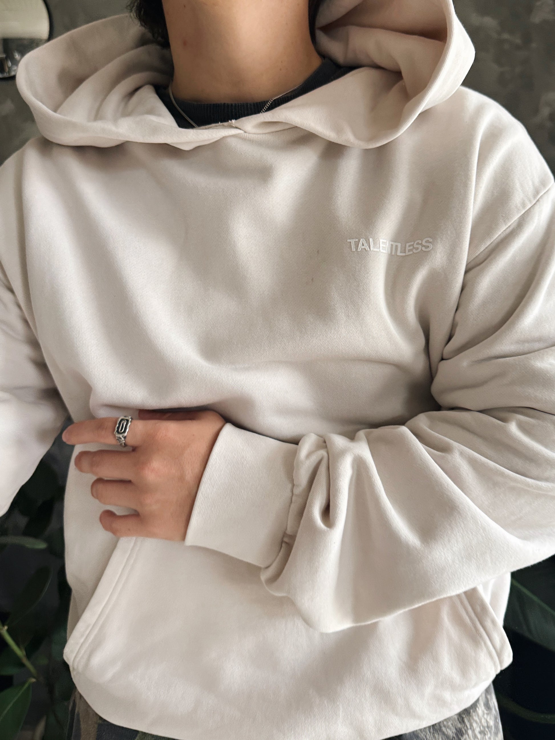 (M) TALENTLESS HOODIE