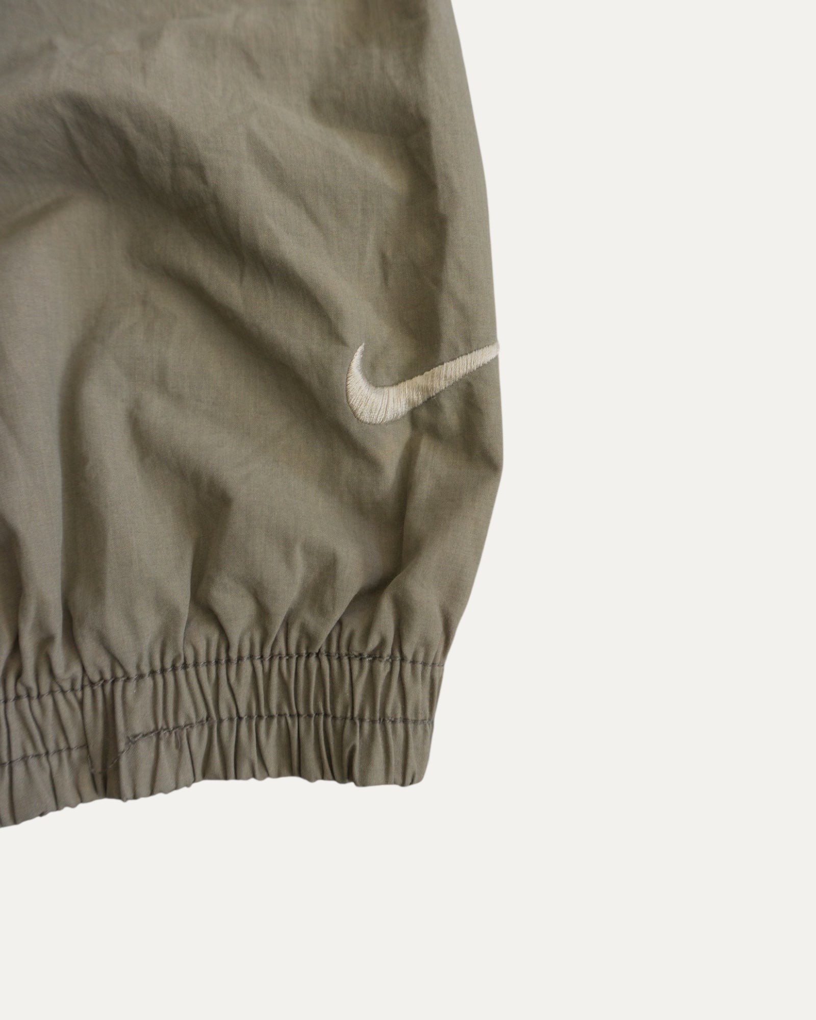 (L/XL) 90’S VINTAGE NIKE RETRO JACKET