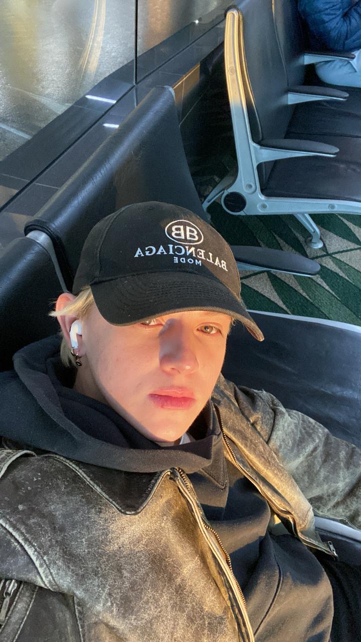 BALENCIAGA HAT