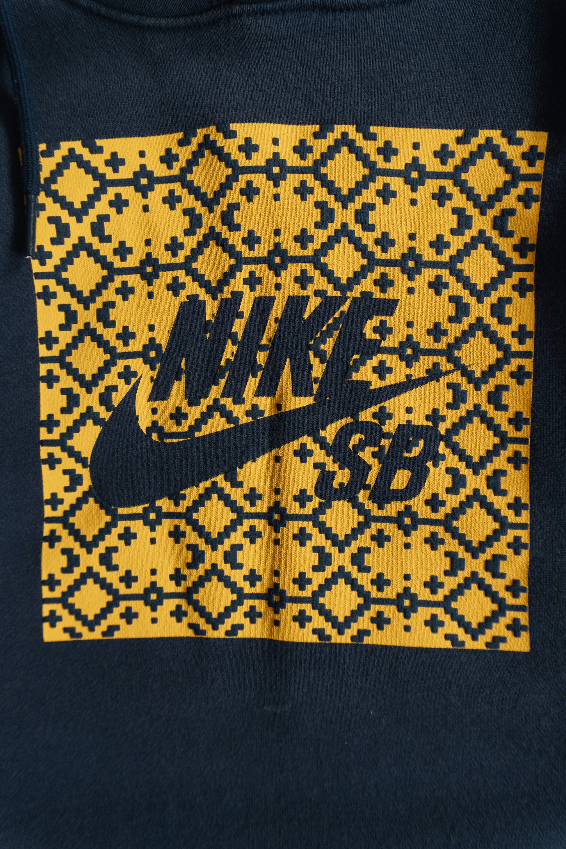 (M) NIKE HOODIE