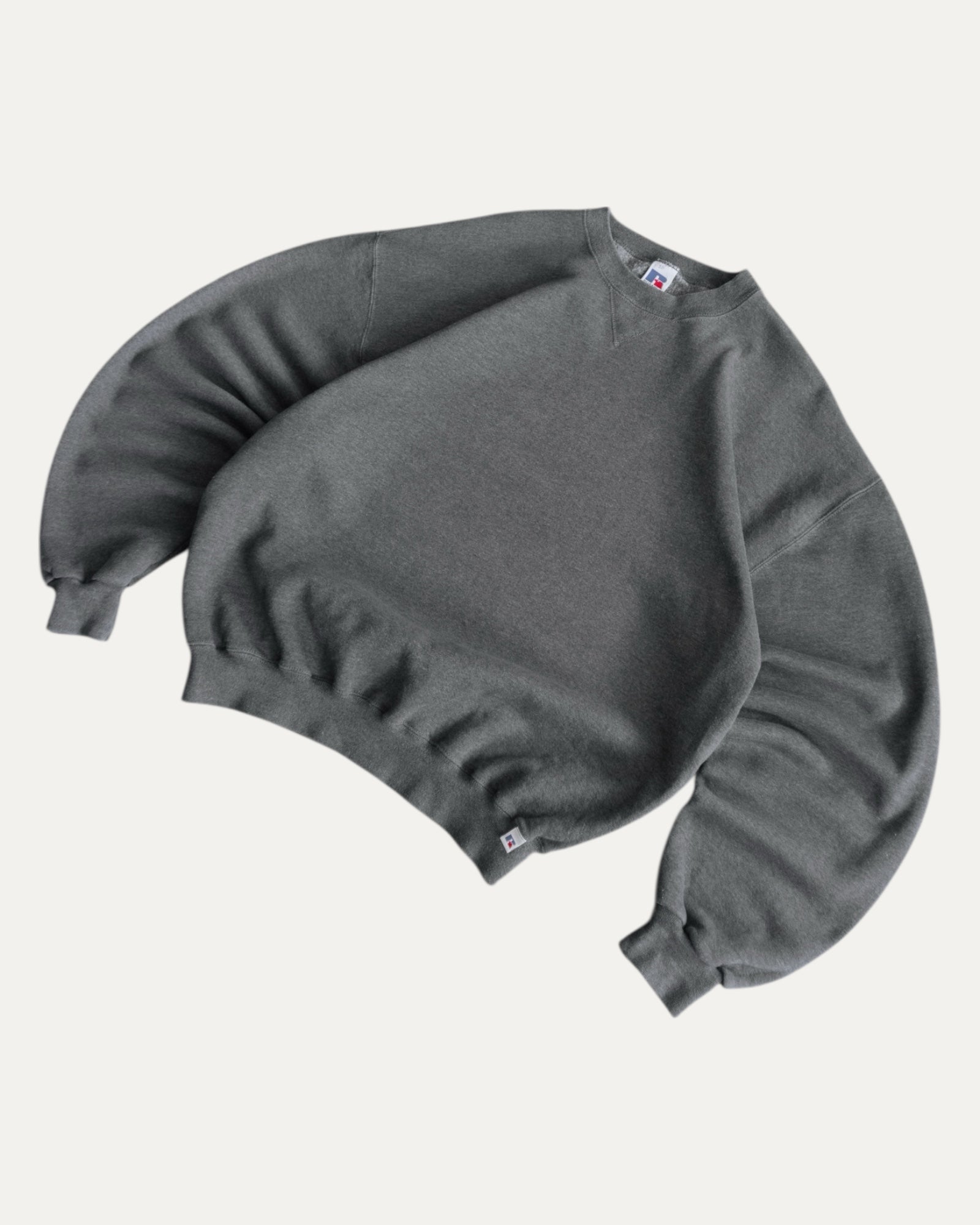 (XL) 90’S VINTAGE RUSSELL GRAY CREWNECK