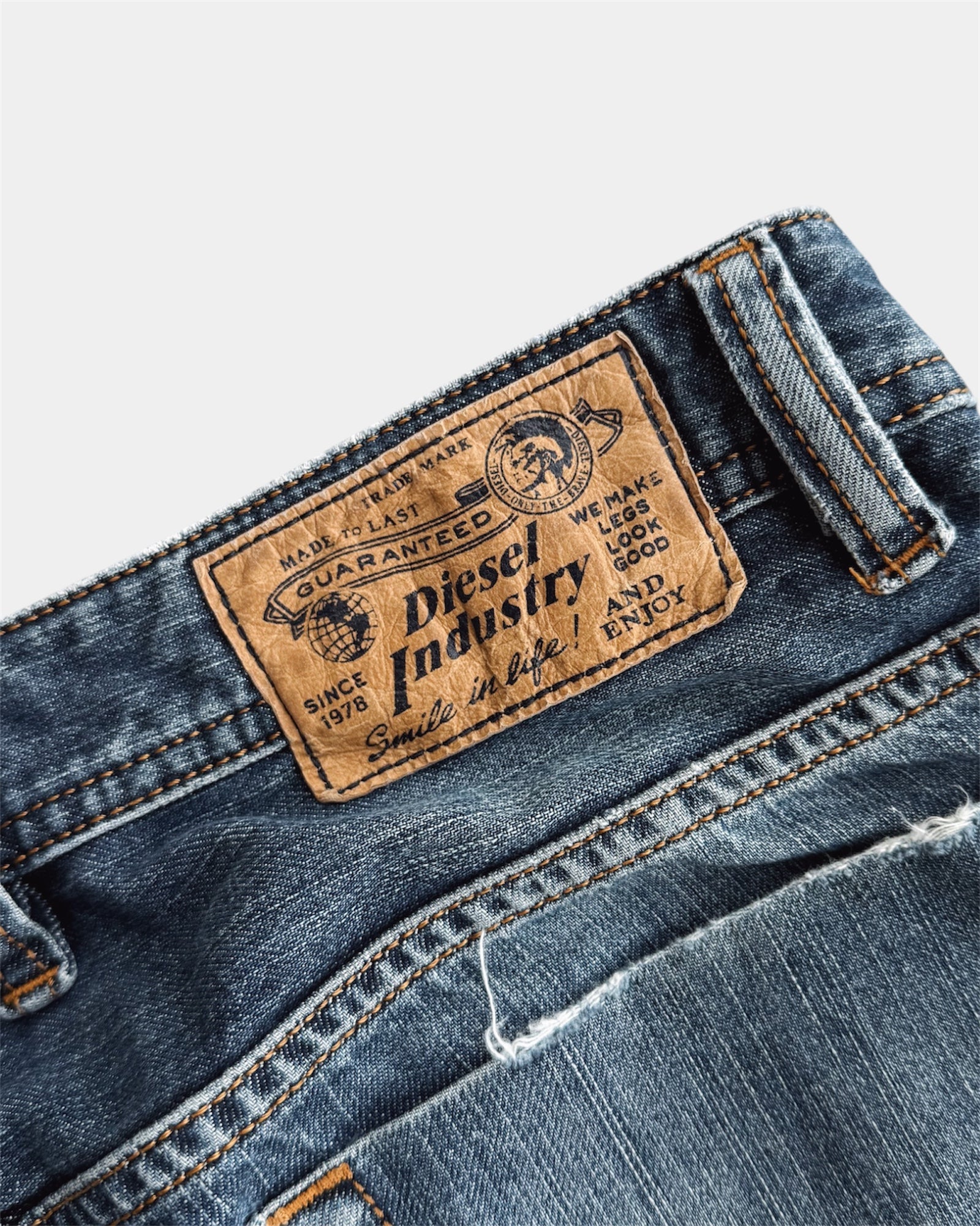 VINTAGE DIESEL WASHED FLARE JEANS - 30x32