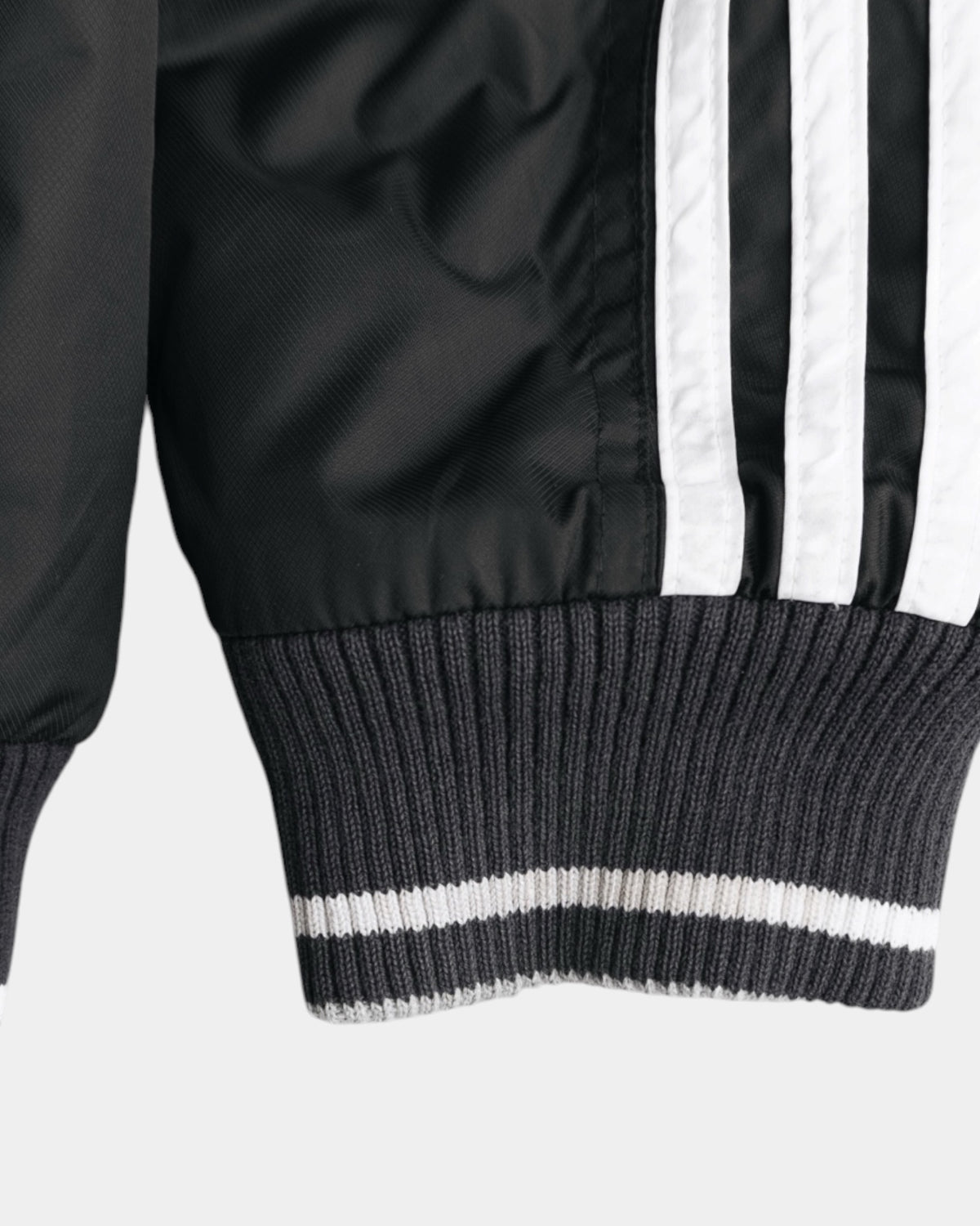 (L) VINTAGE ADIDAS JACKET