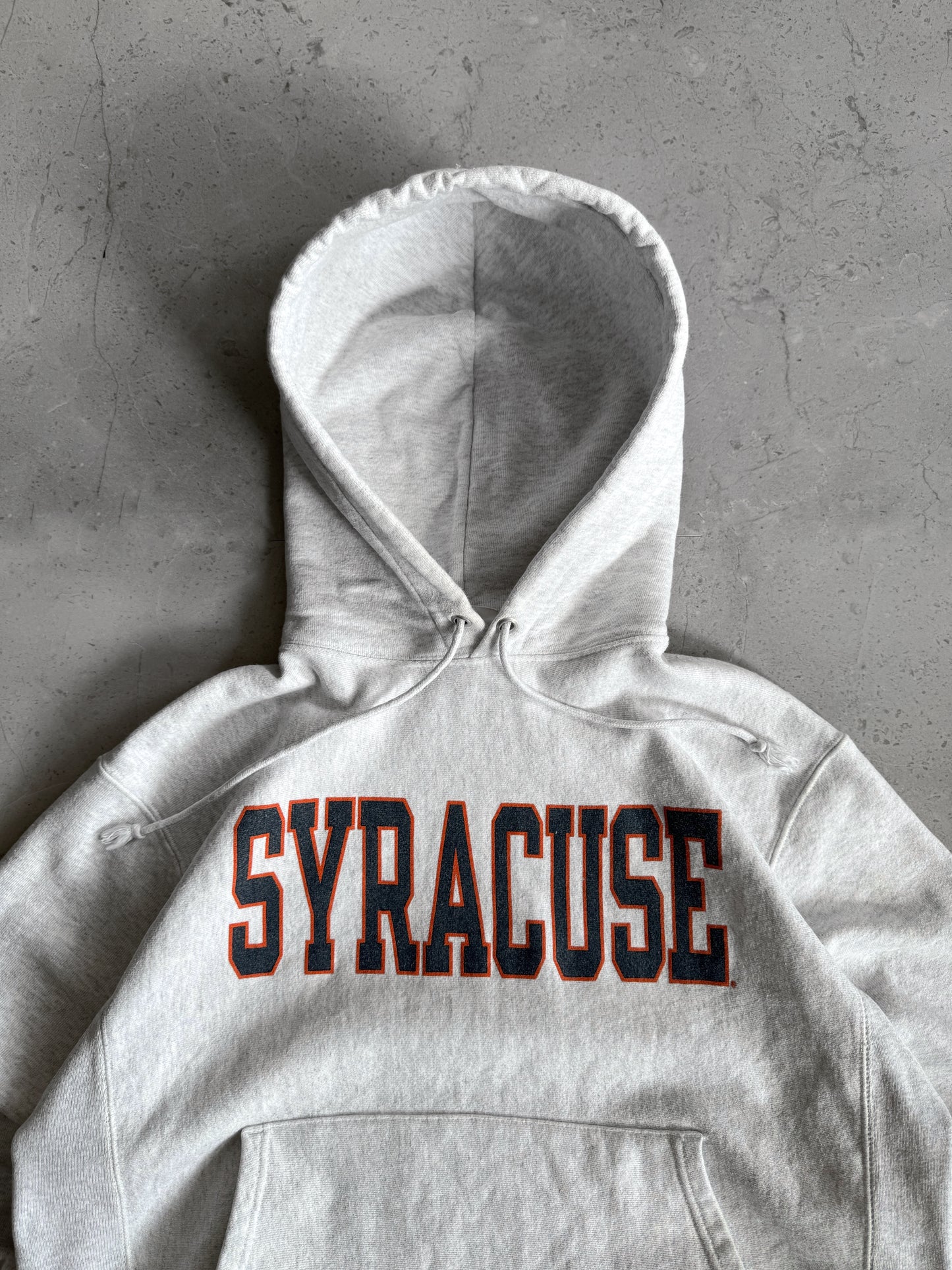 (M) 1990’S VINTAGE CHAMPIONS REVERSE WEAVE “SYRACUSE” HOODIE