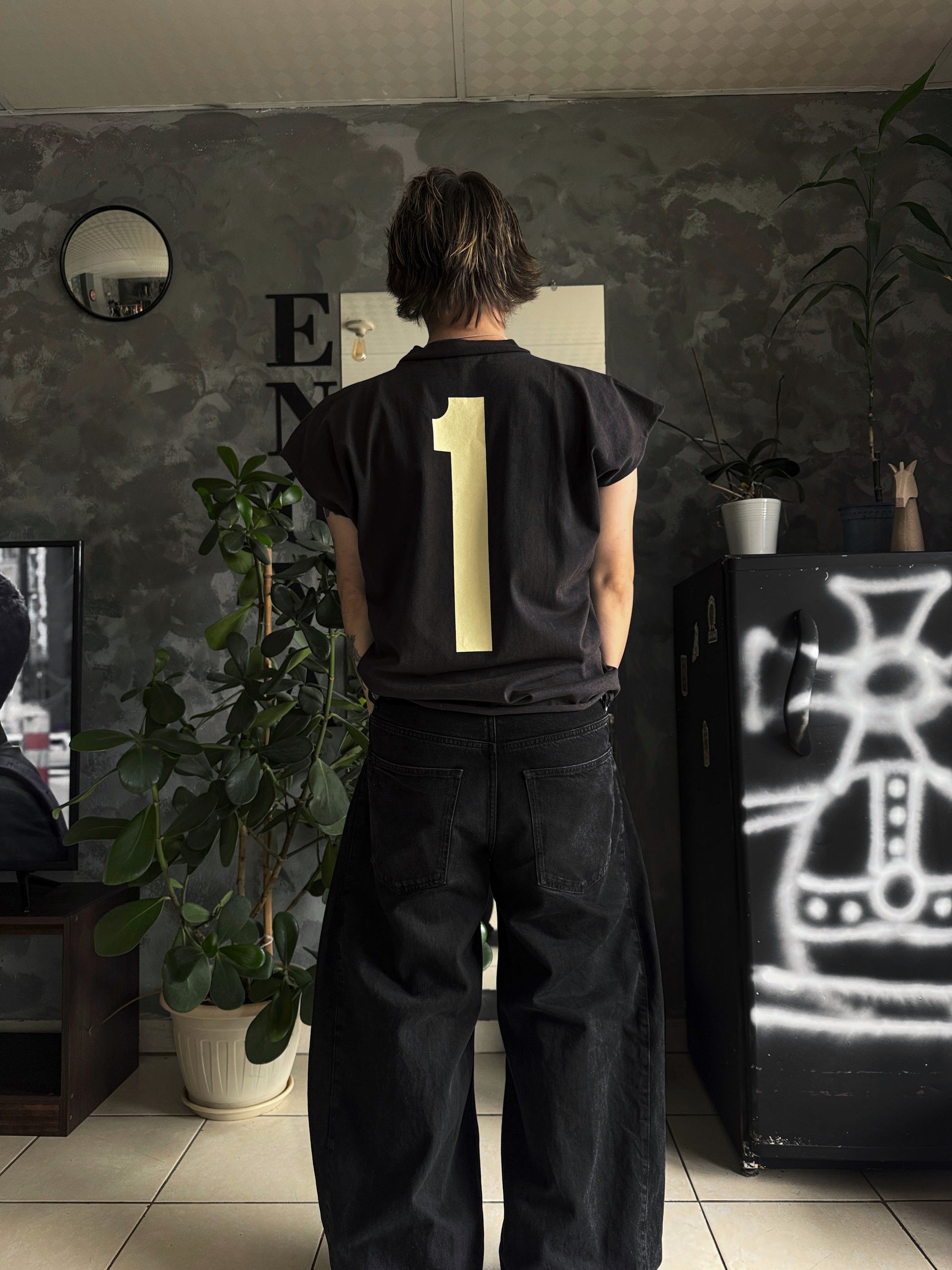 (L) YZY ONE BOX KANYE WEST SIZE 2