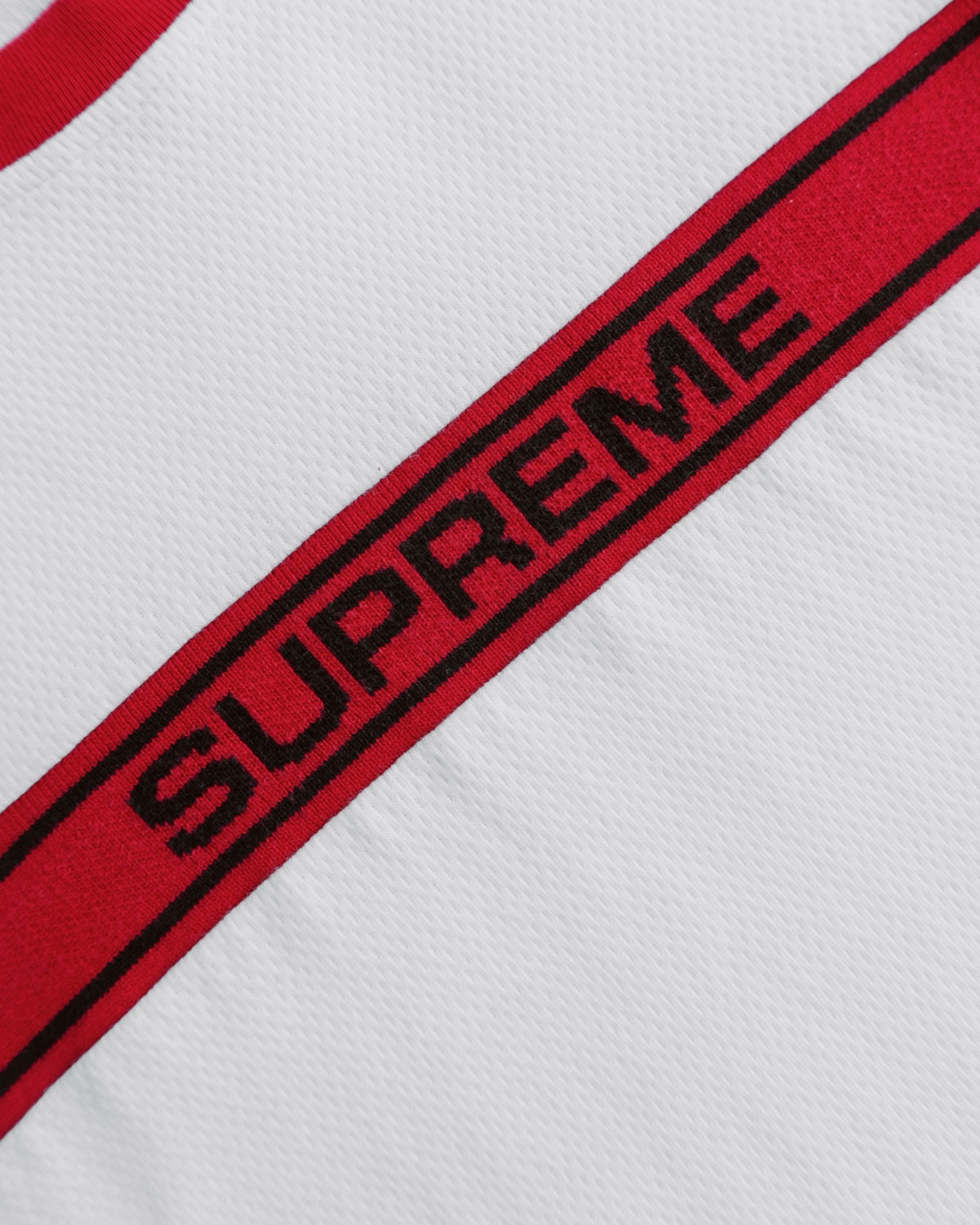 (L) SUPREME CHEST STRIPE TEE