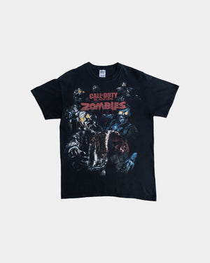 (M) CALL OF DUTY BLACK OPS ZOMBIES AOP TEE