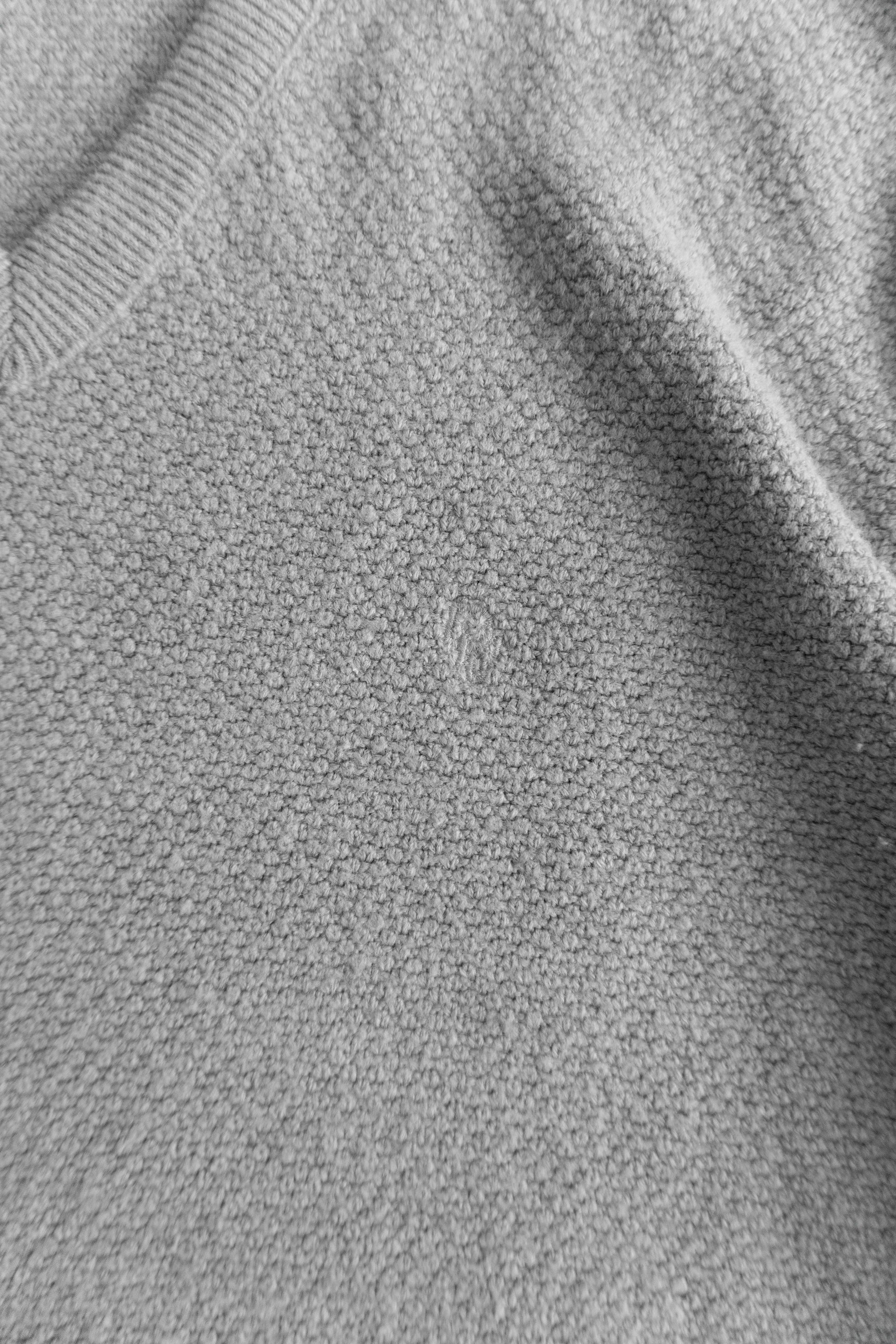 (L) 1990’S VINTAGE CHRISTIAN DIOR SWEATER