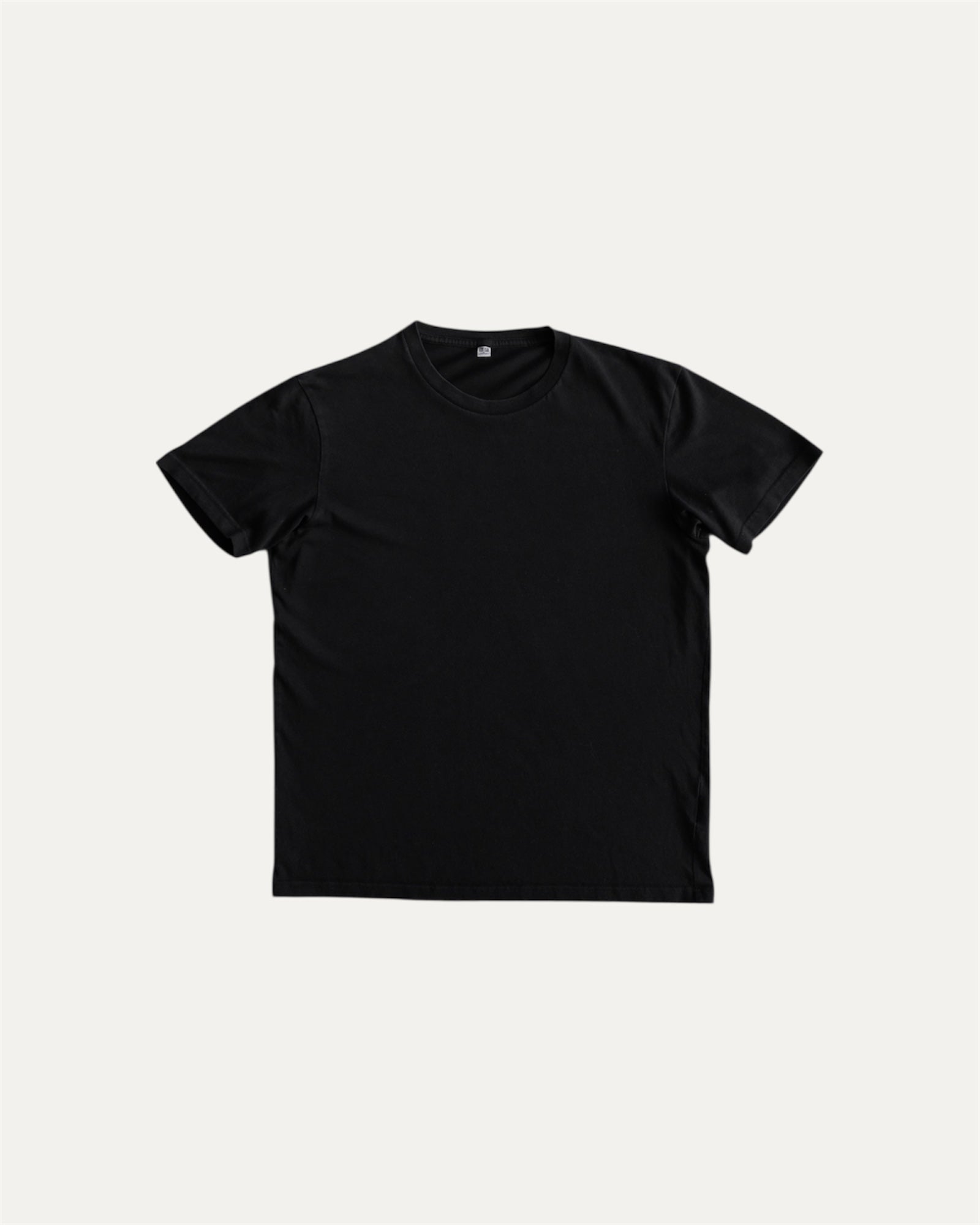 (M) UNIQLO BLANK TEE