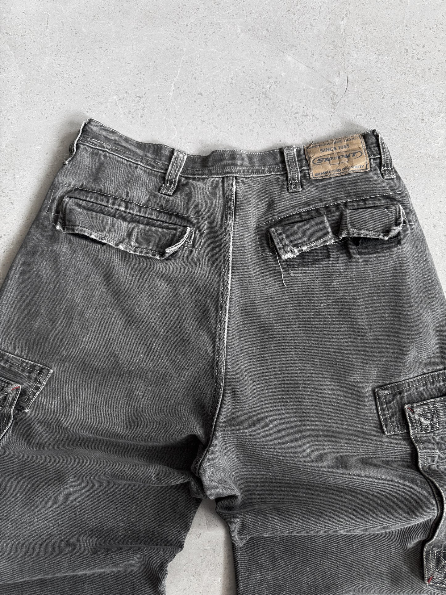 VINTAGE SIDEOUT AMAZING FADED CARGO JORTS - 30