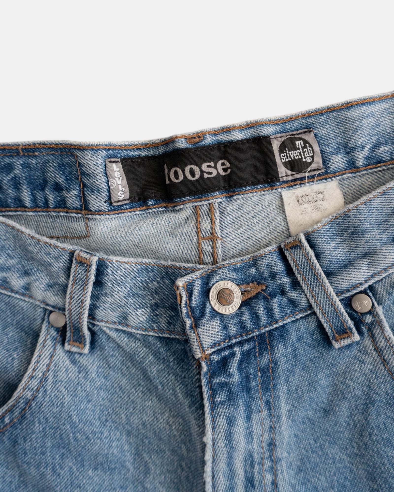 VINTAGE LEVIS TAB SILVER SHORT - 32