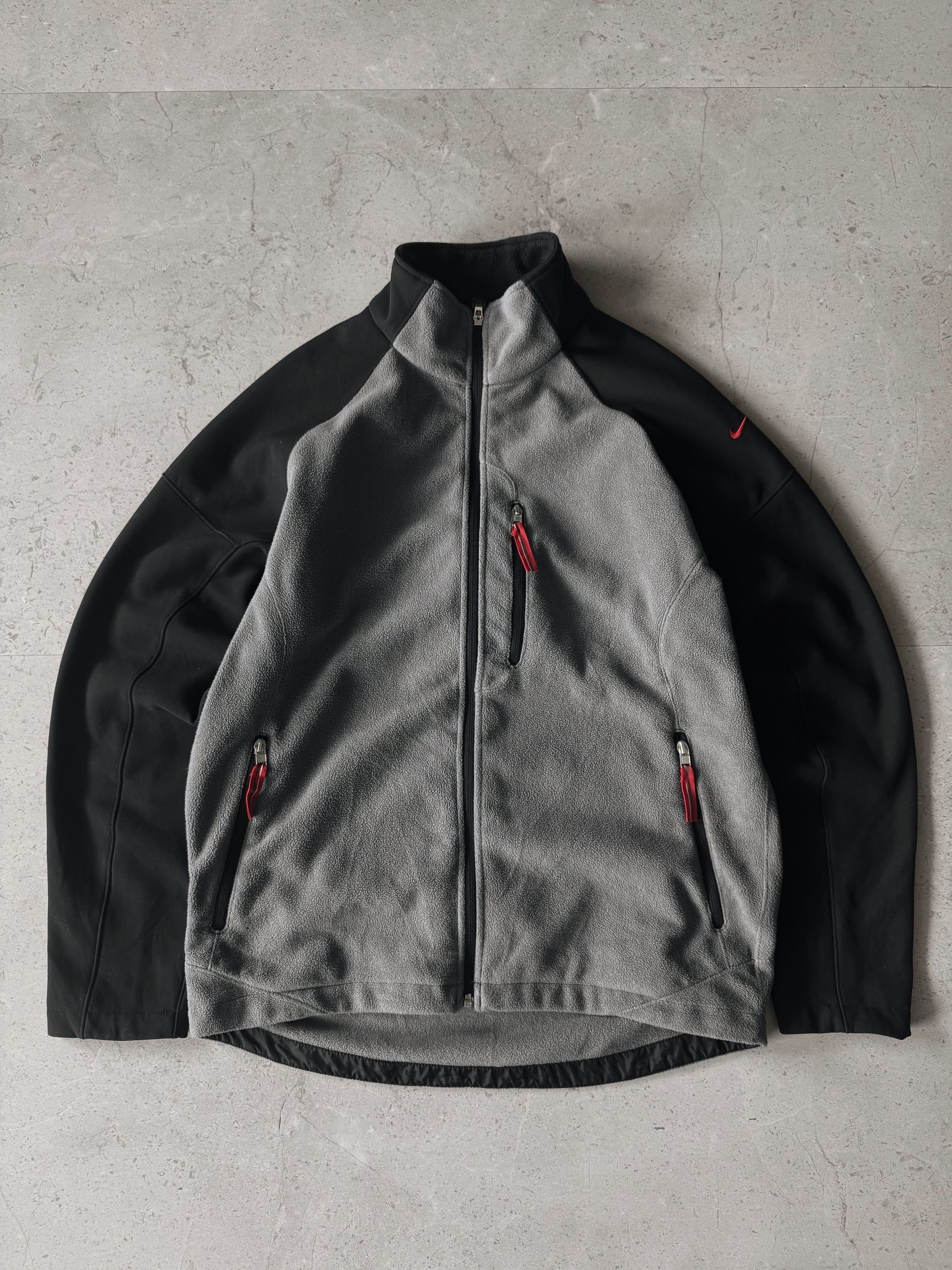 (M) 00’S VINTAGE NIKE FLEECE JACKET
