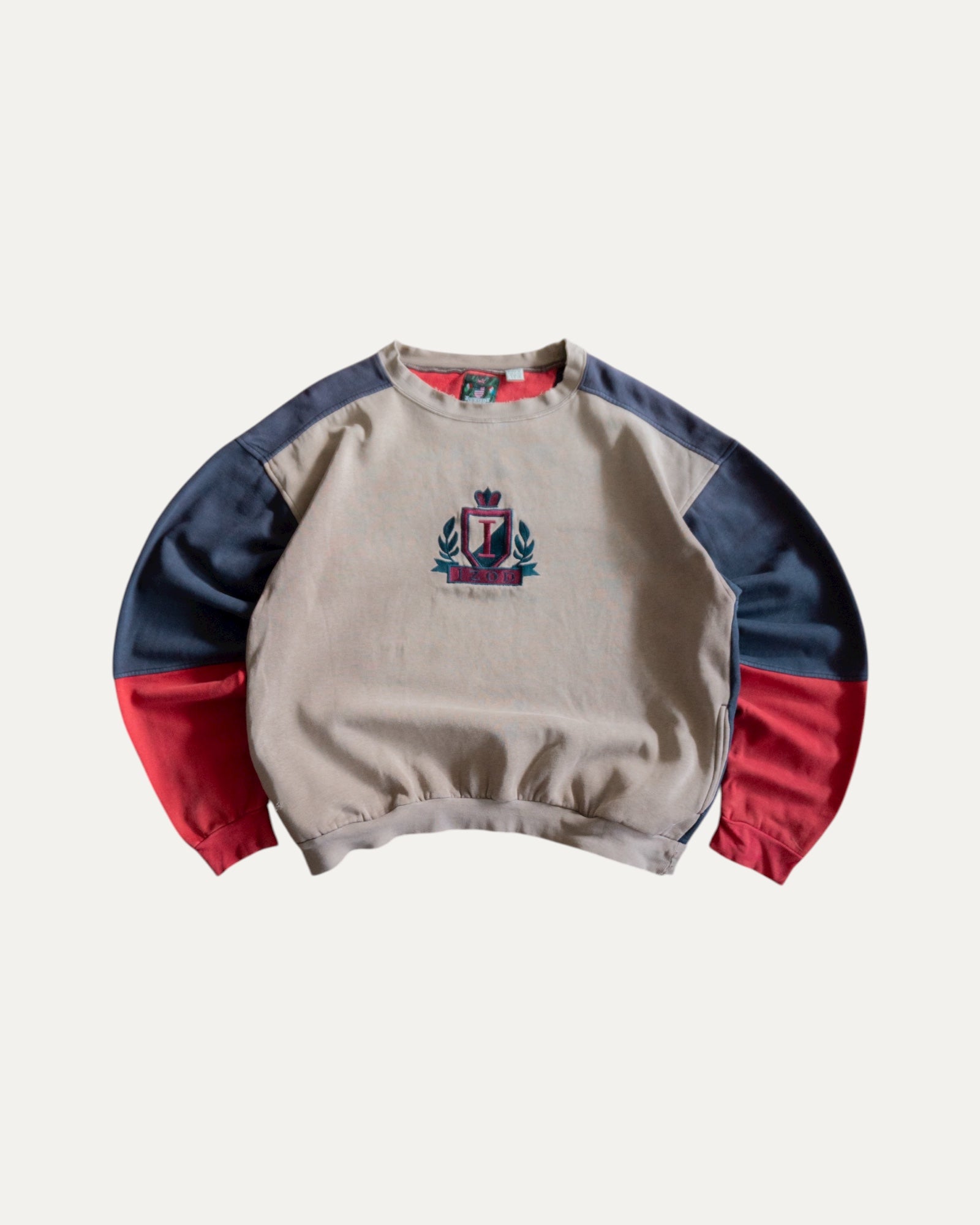 (BOXY XL) 90’S VINTAGE IZOD CREWNECK