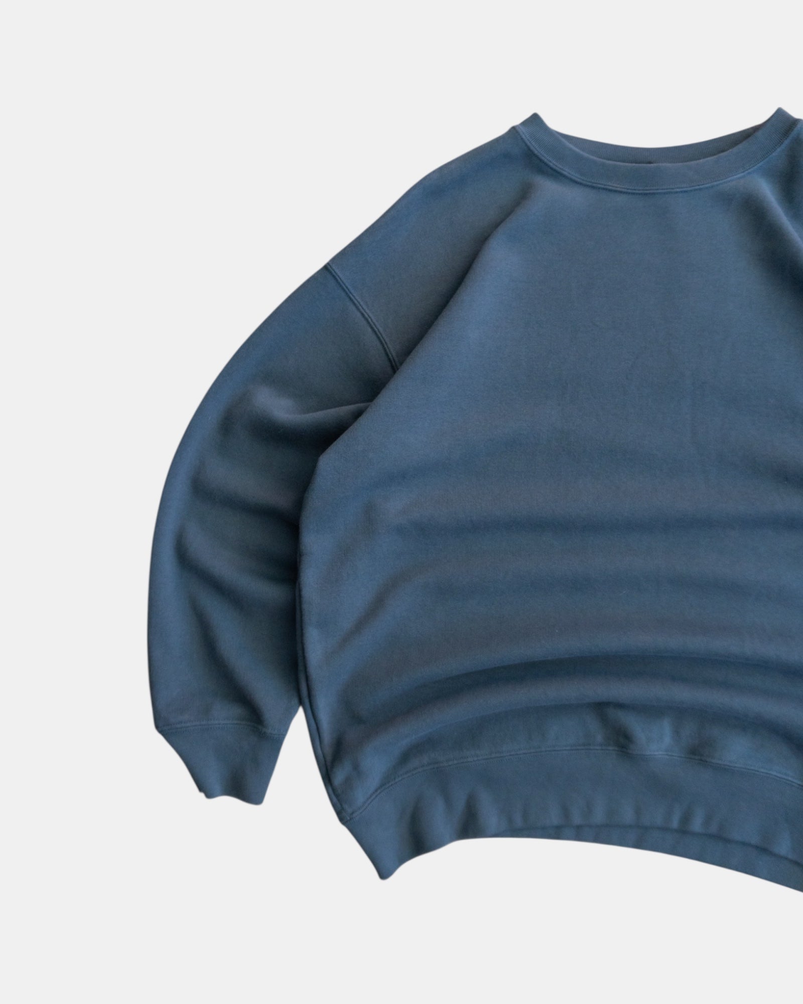 (L) UNIQLO BLUE GRAY CREWNECK