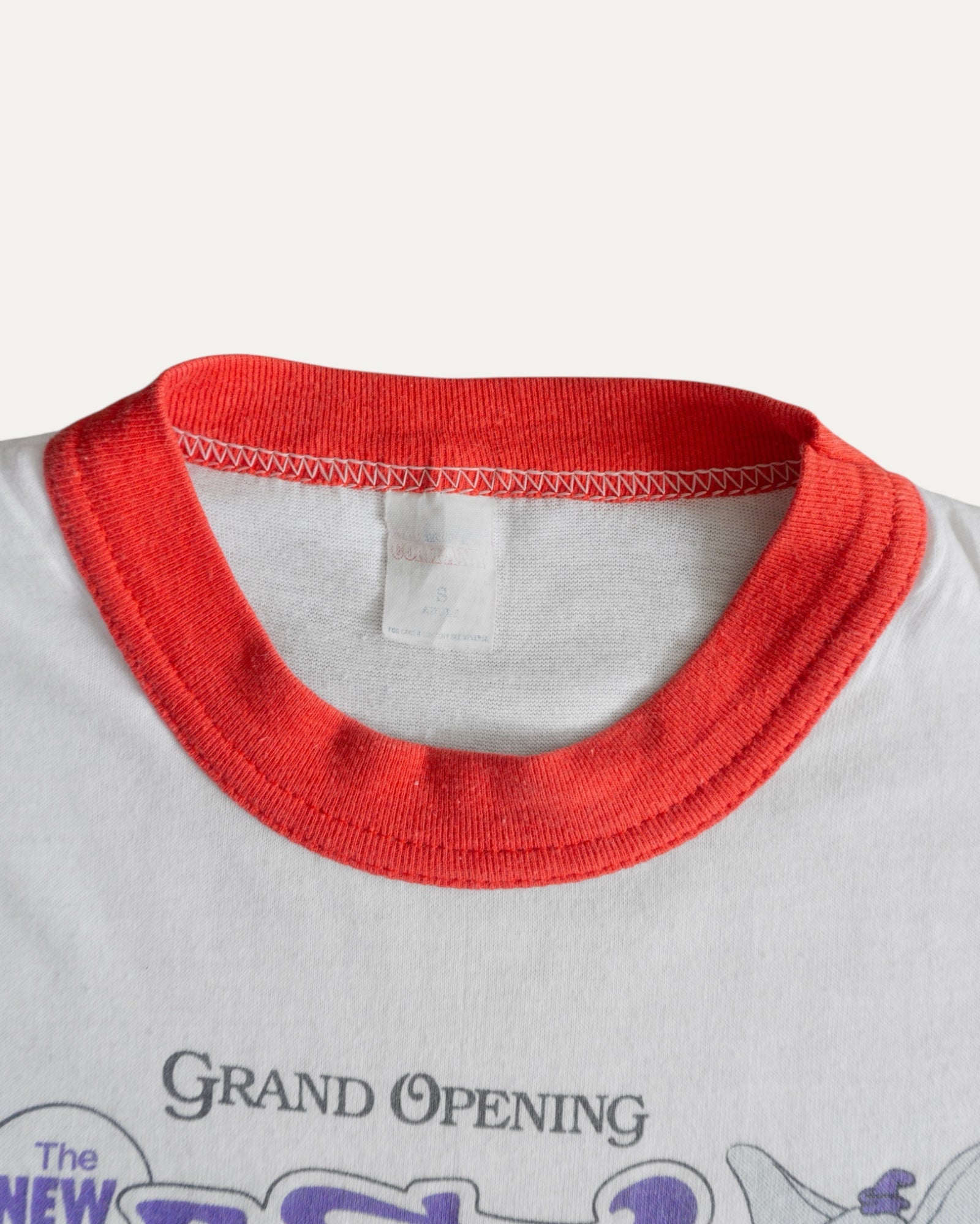 (S) 80’S VINTAGE DISNEYLAND FANTASYLAND GRAND OPENING RINGER TEE