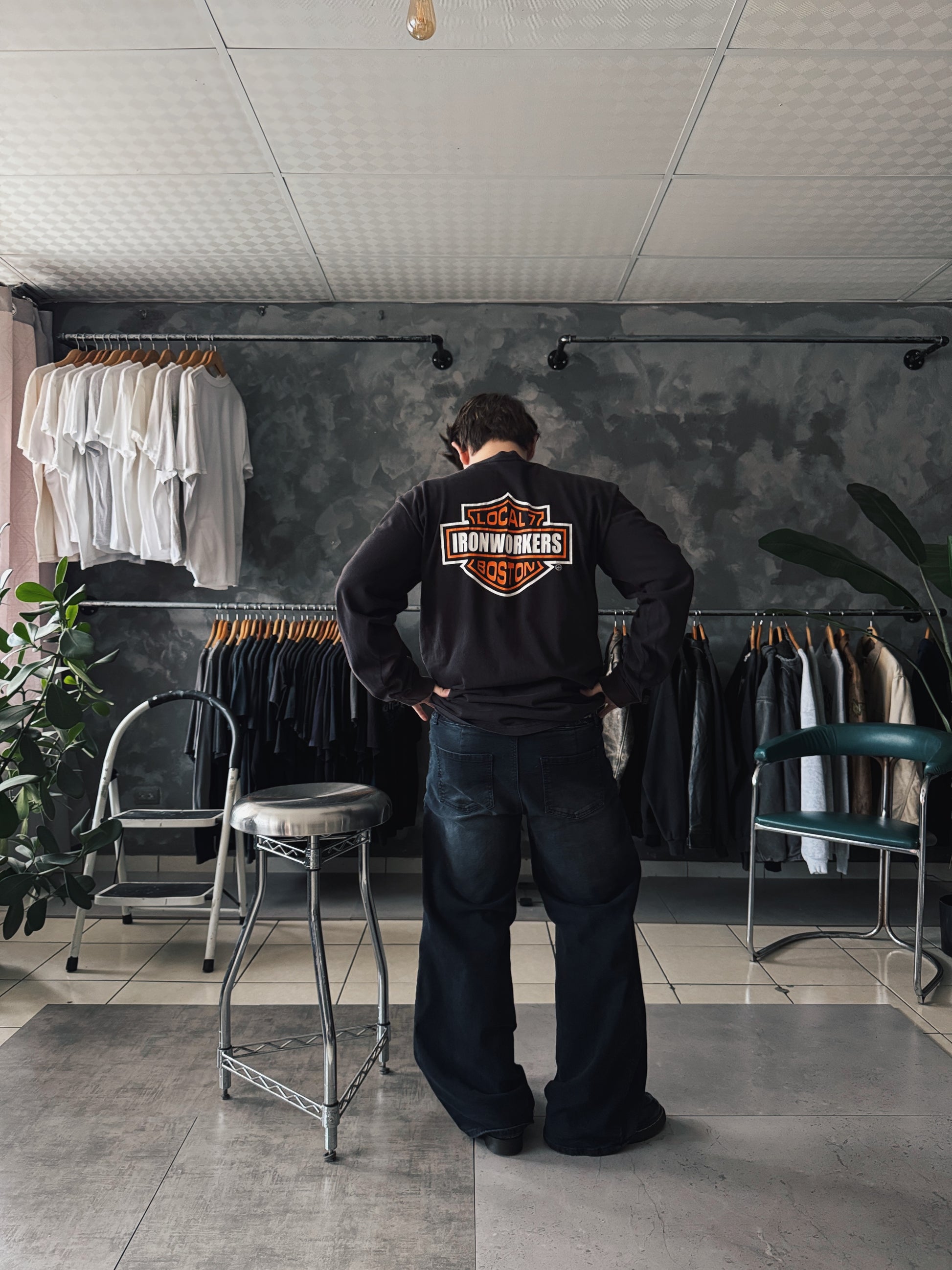 (L) VINTAGE IRONWORKERS TYPE HARLEY LONG SLEEVE