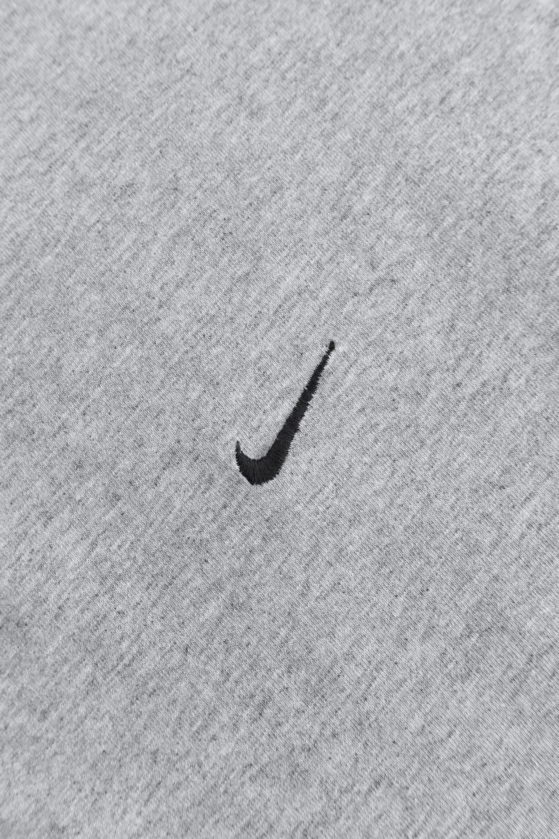 (XL) 00’S VINTAGE NIKE BLANK TEE
