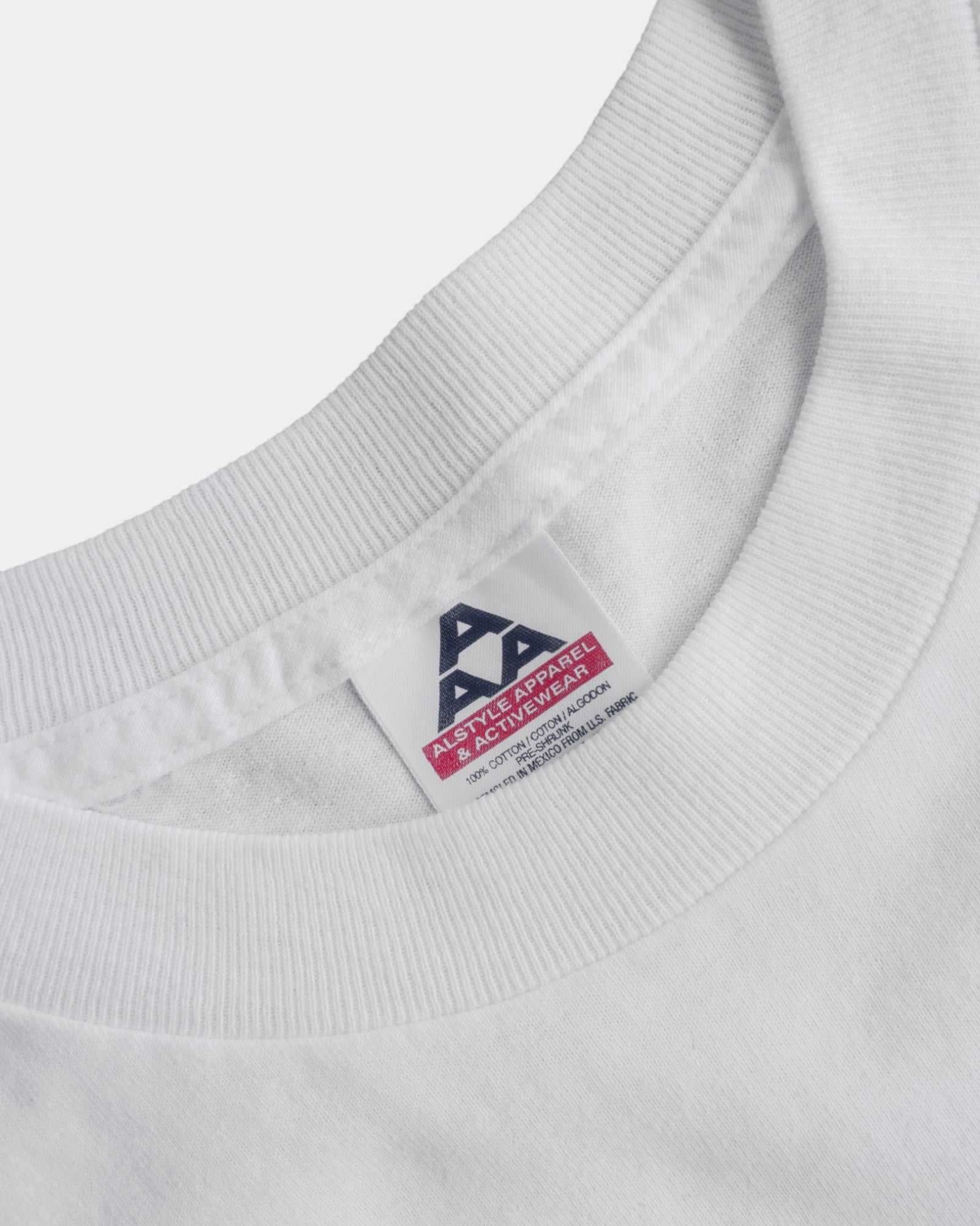 (XL) 00’S VINTAGE TOMMY GIRL TEE