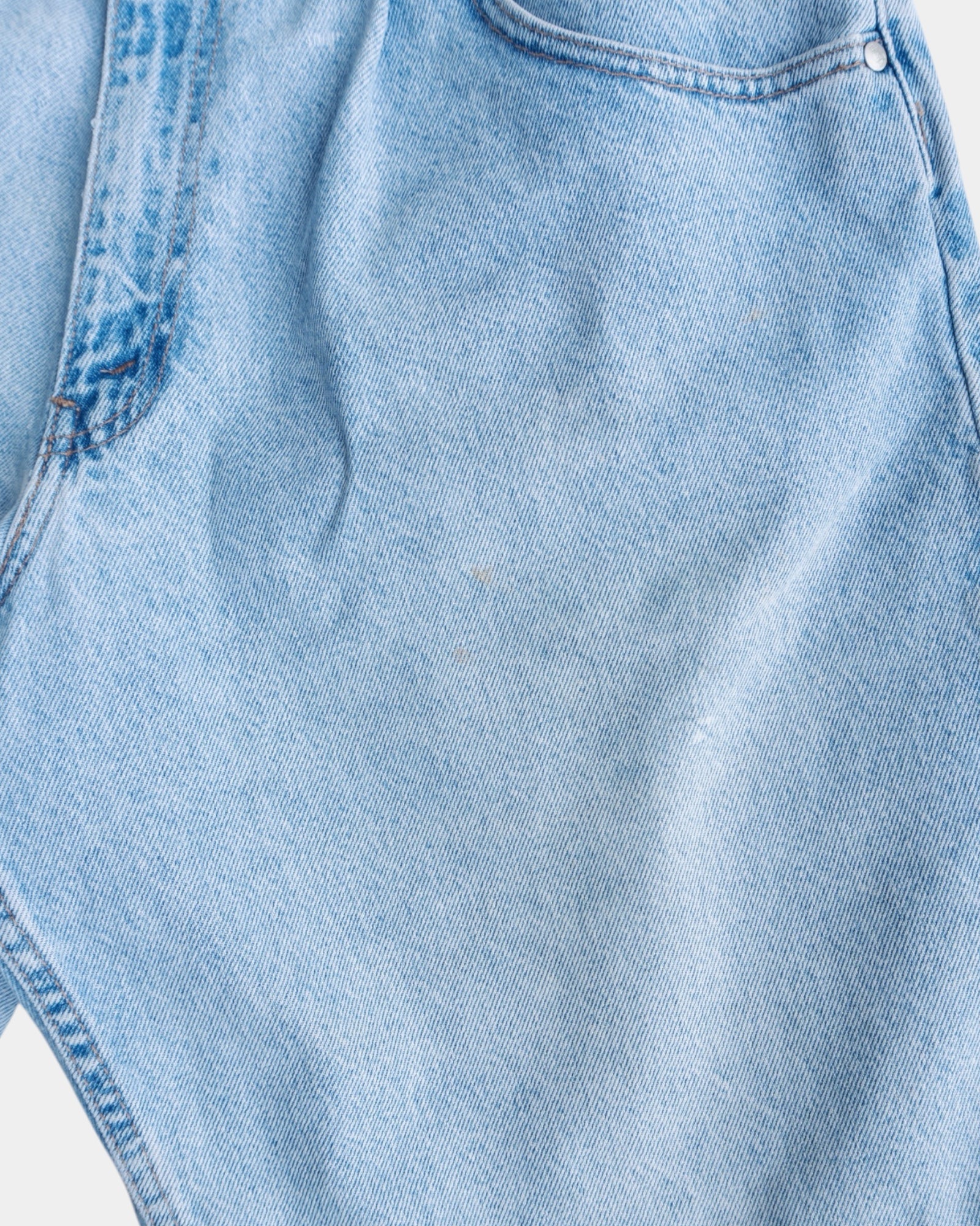 VINTAGE LEVIS SILVER TAB DENIM SHORT - 34