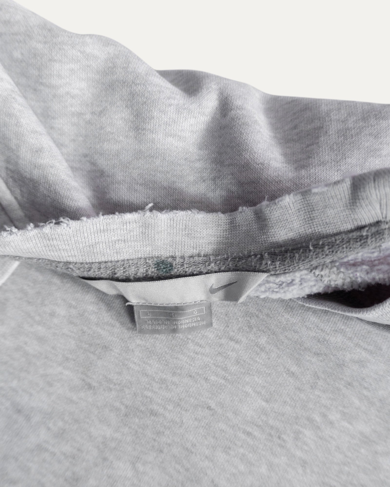 (L) 00’S VINTAGE NIKE CREWNECK