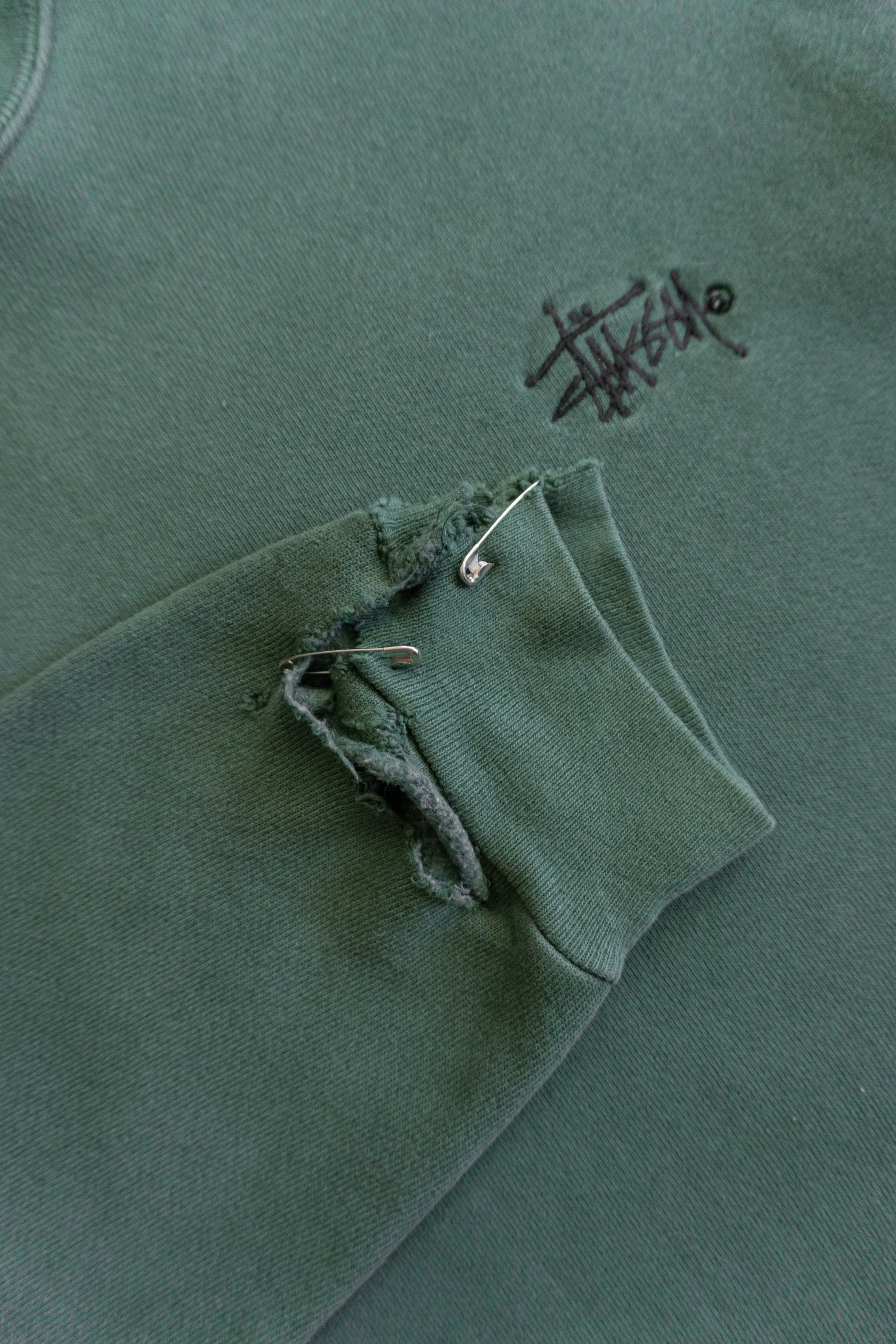 (BOXY M/L) 90’S VINTAGE STUSSY FADED CREWNECK