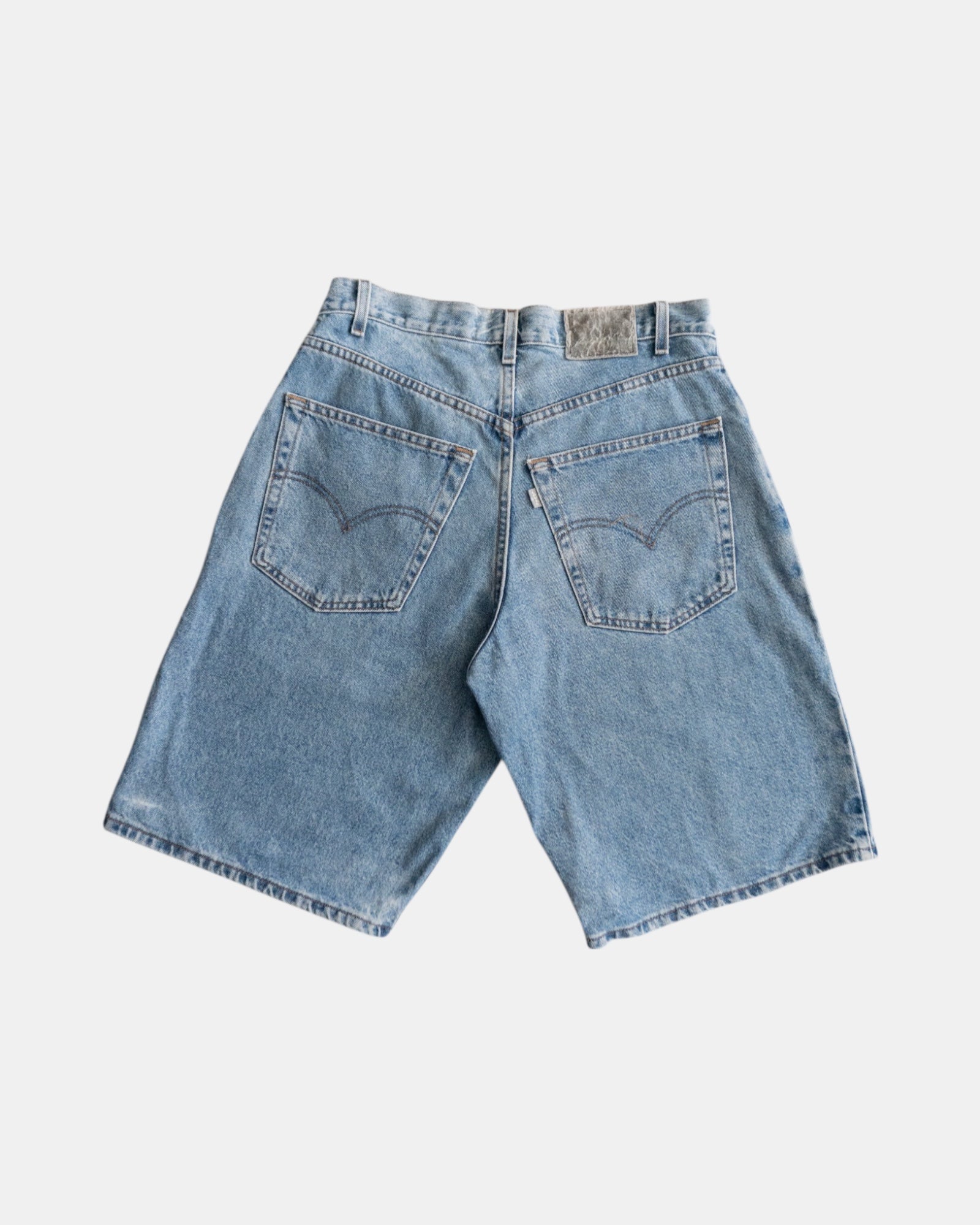 VINTAGE LEVIS TAB SILVER SHORT - 32