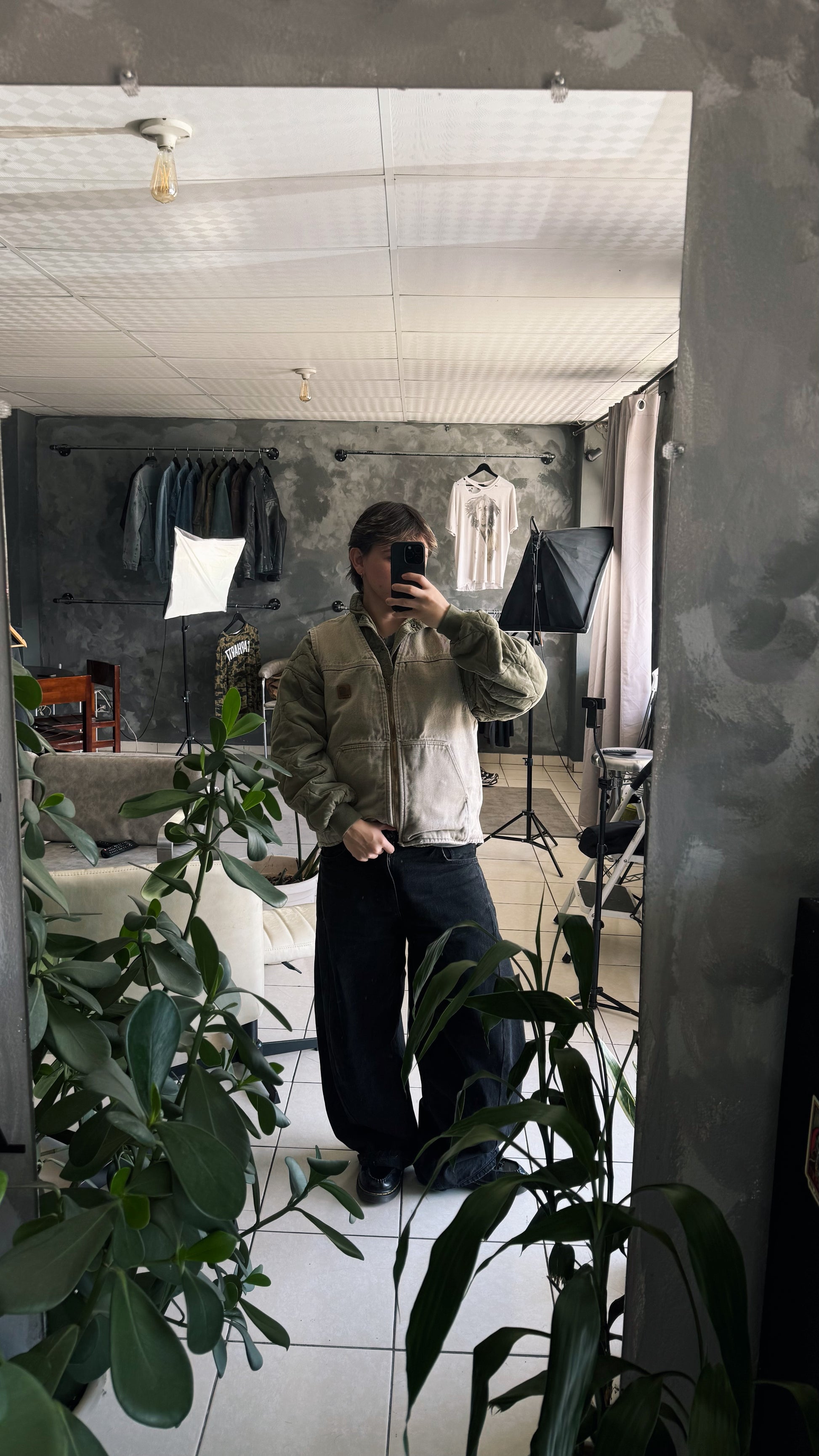 (L) VINTAGE CARHARTT SHERPA VEST