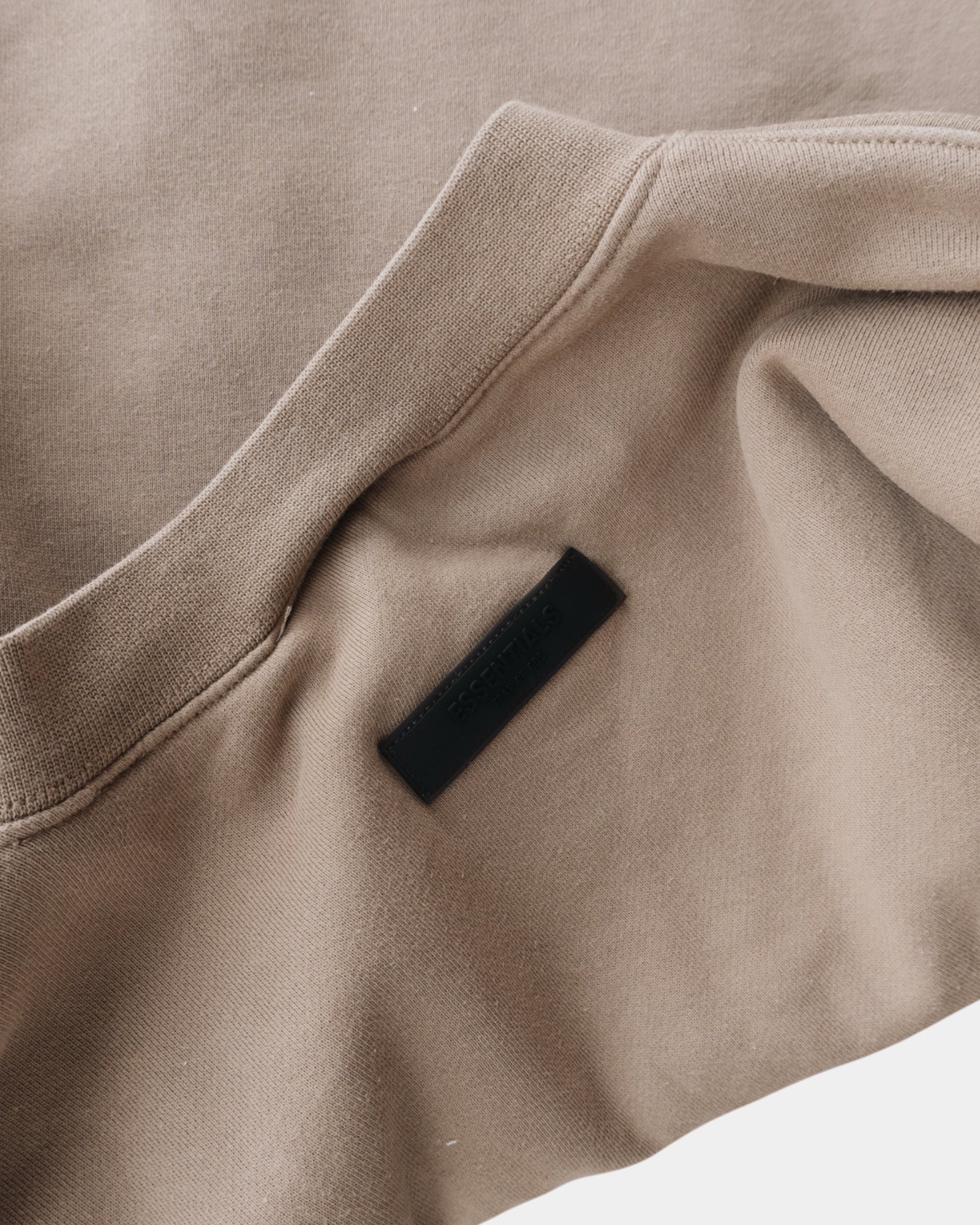 (BOXY L) ESSENTIALS FEAR OF GOD CREWNECK