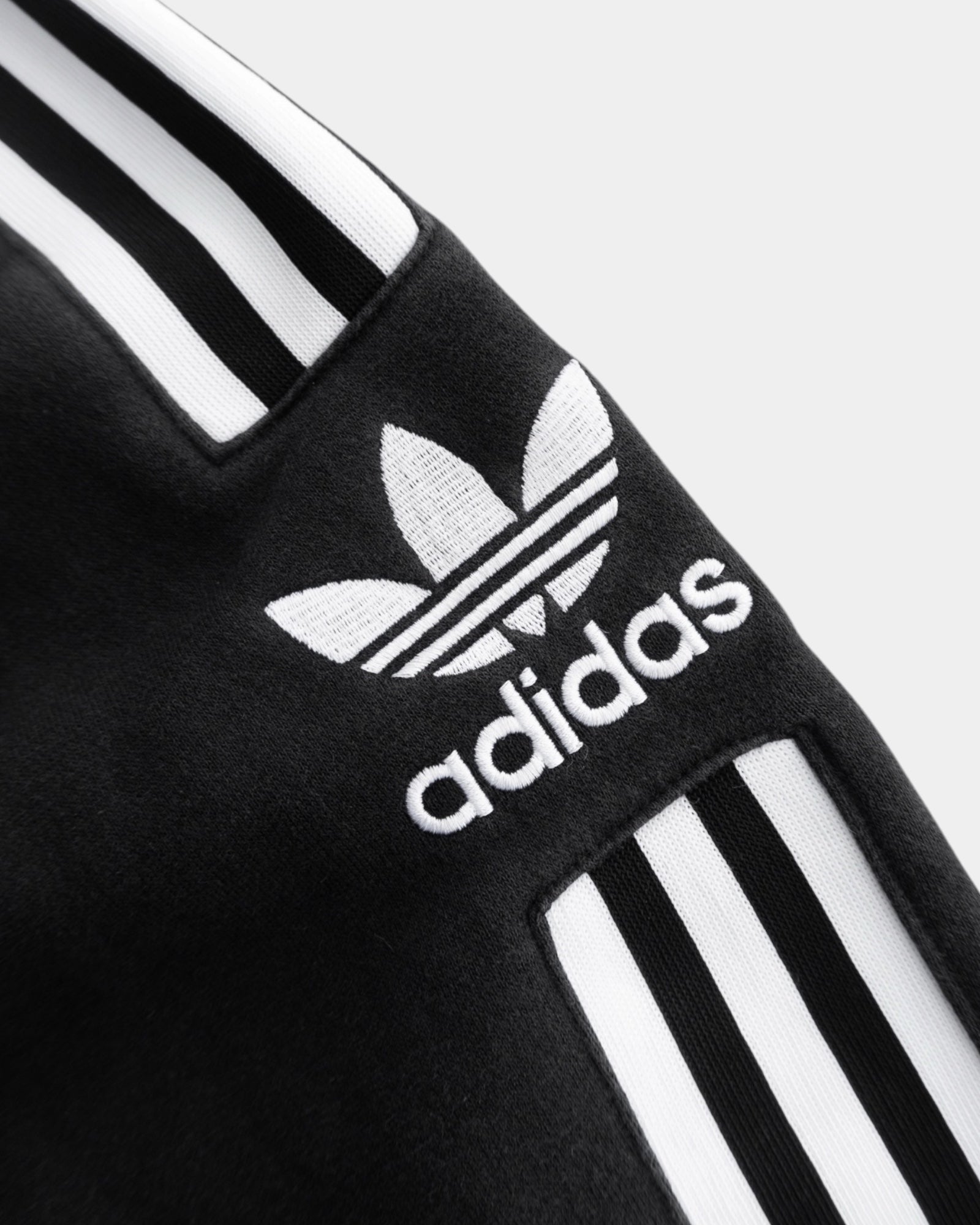 (M) ADIDAS THREEFOIL FADED HOODIE
