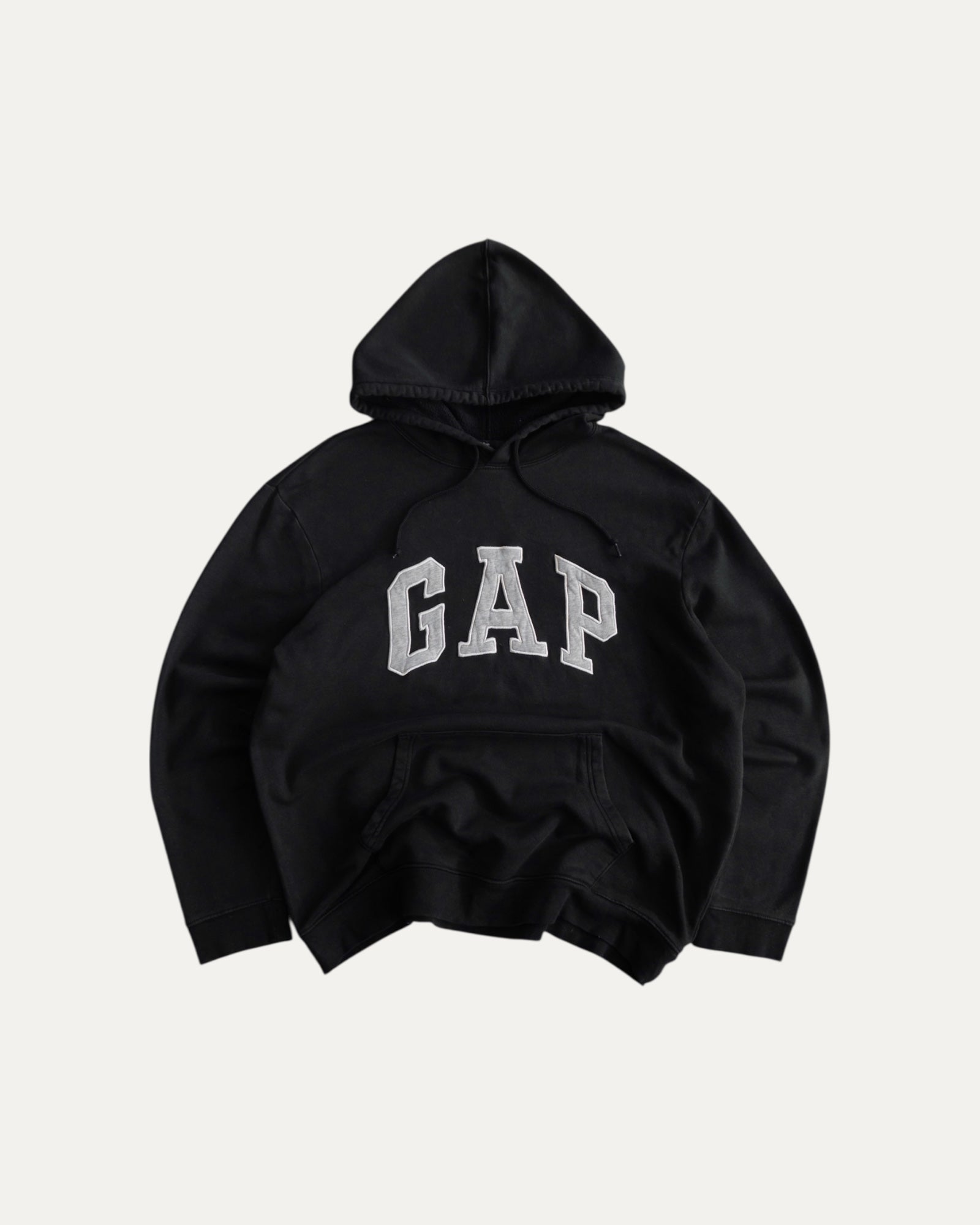 (FIT M) GAP BLACK HOODIE