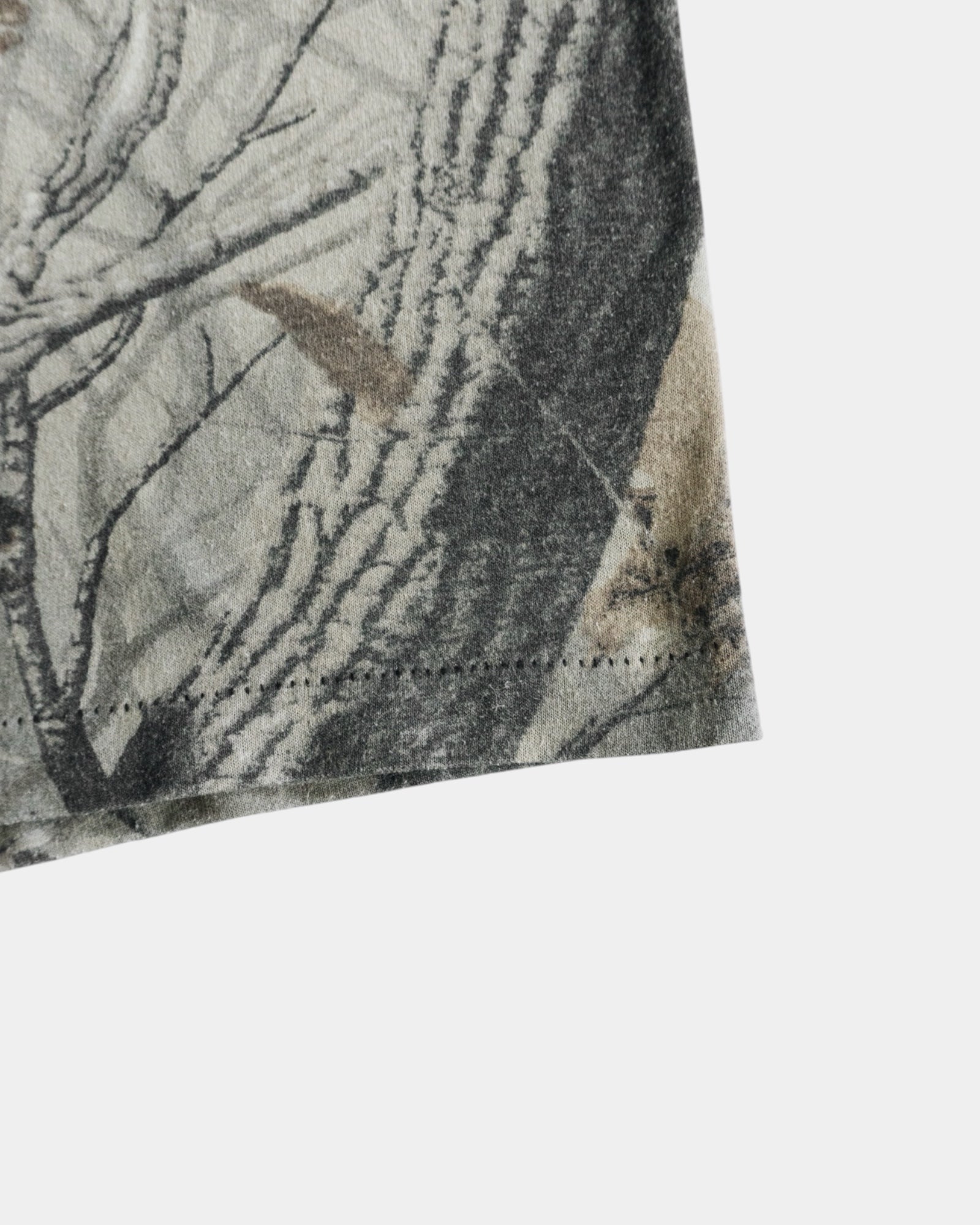 (L) 90’S VINTAGE REALTREE CAMO RINGER TEE