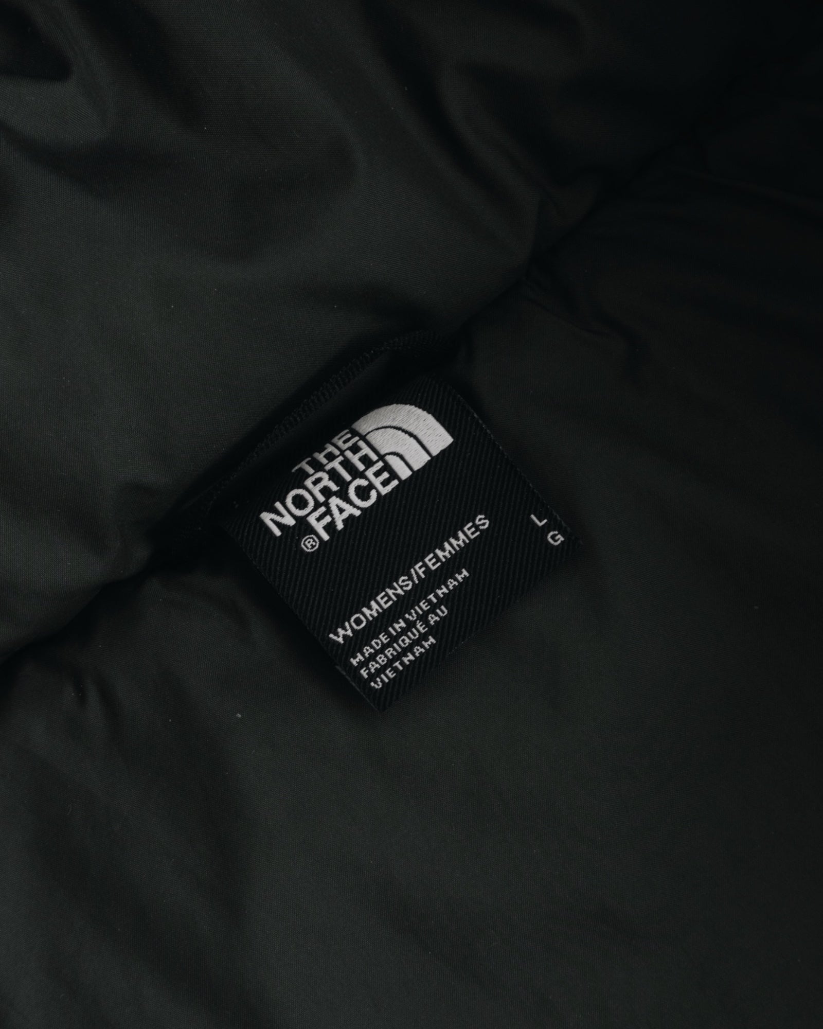(L) THE NORTH FACE PUFFER JACKET