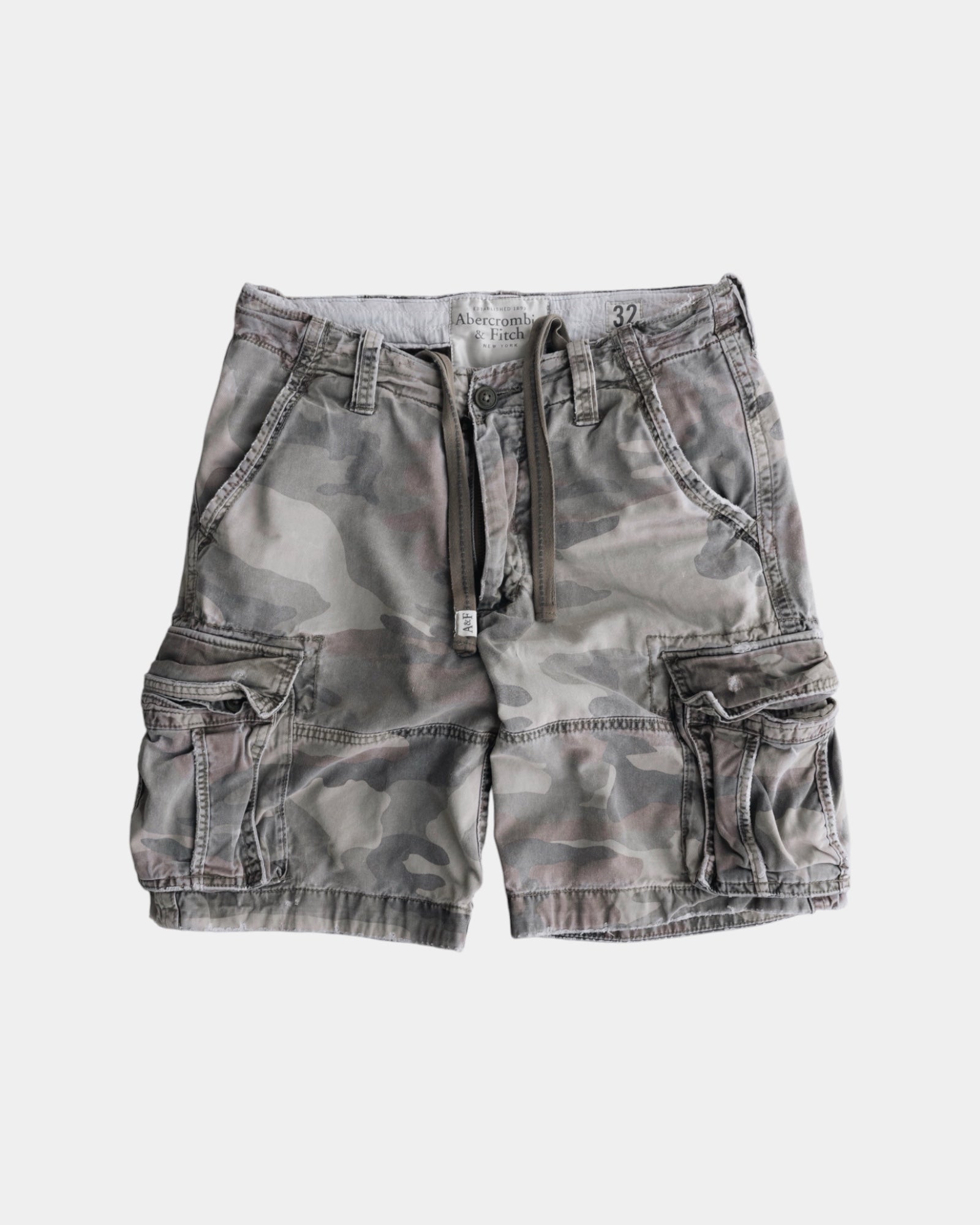 VINTAGE ABERCROMBIE & FITCH CARGO SHORT - 32