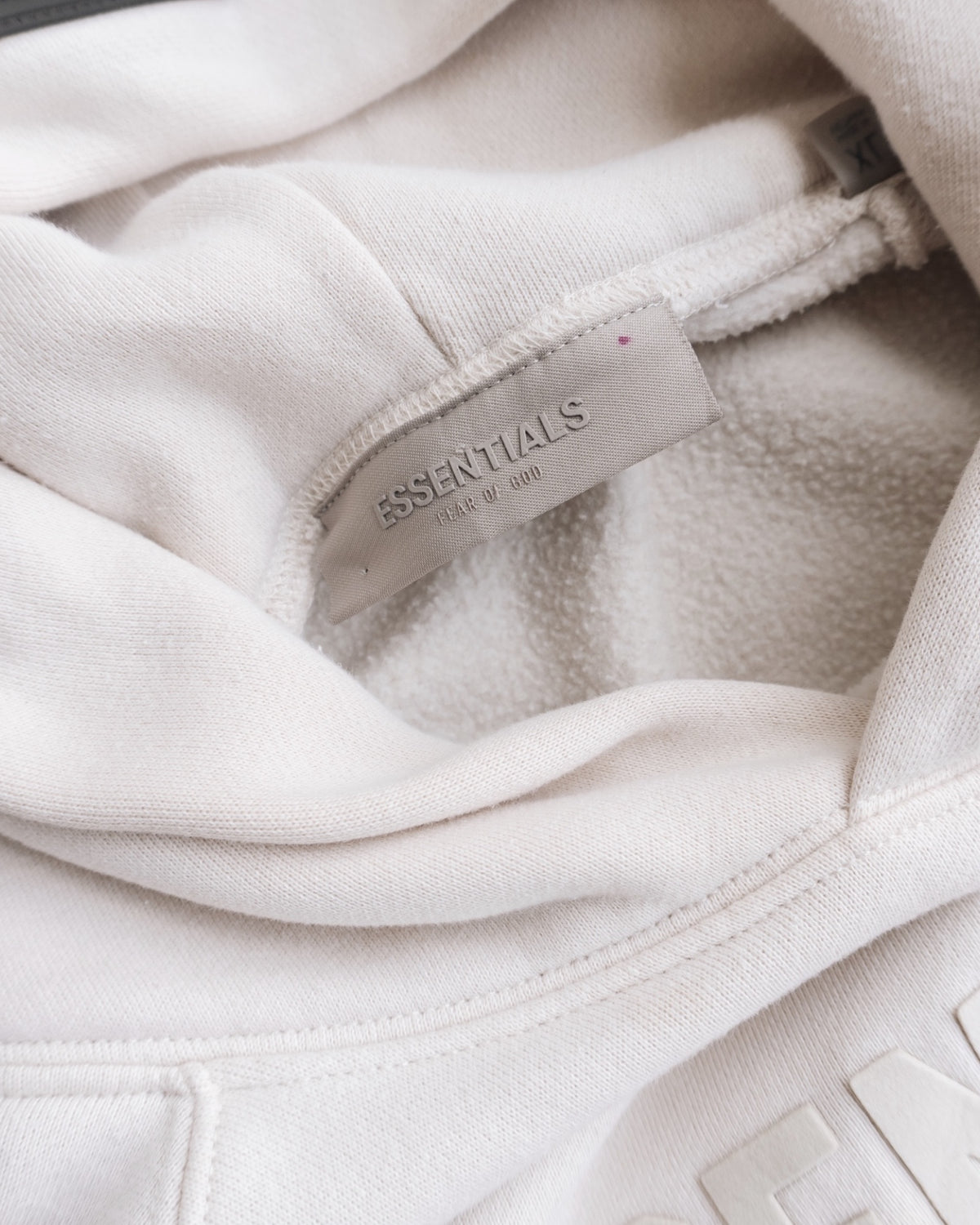 (XL) ESSENTIALS FEAR OF GOD HOODIE